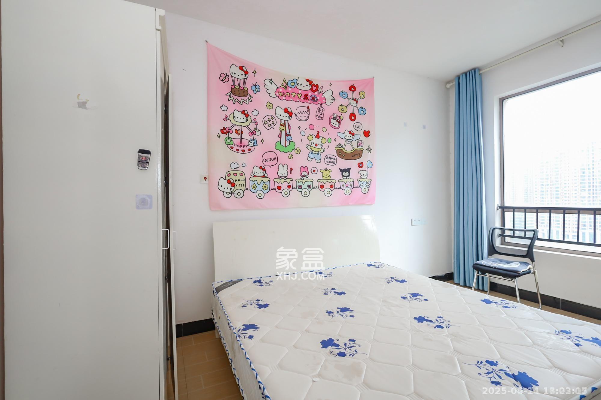 世茂铂翠湾二期  3室2厅1卫    2800.0元/月室内图