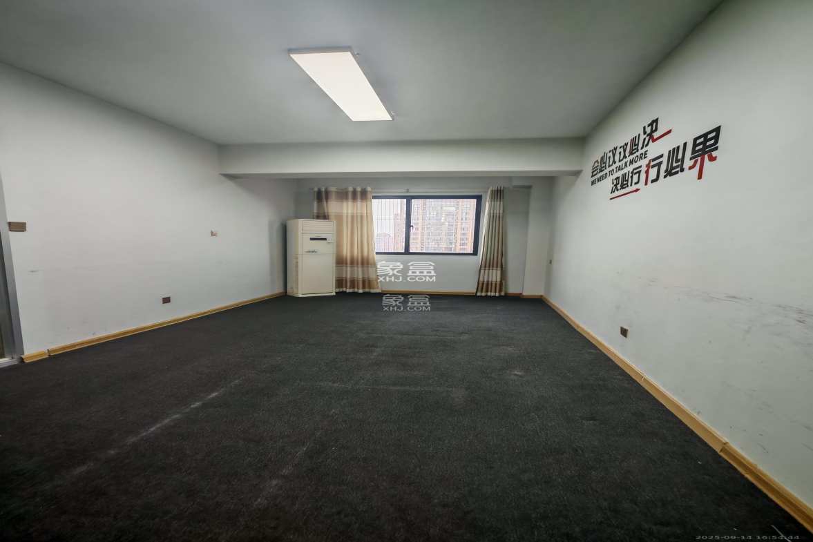 阳光锦城 1室1厅1卫 1300.0元/月 阳光锦城 1室1厅1卫 1300.0元/月室内图