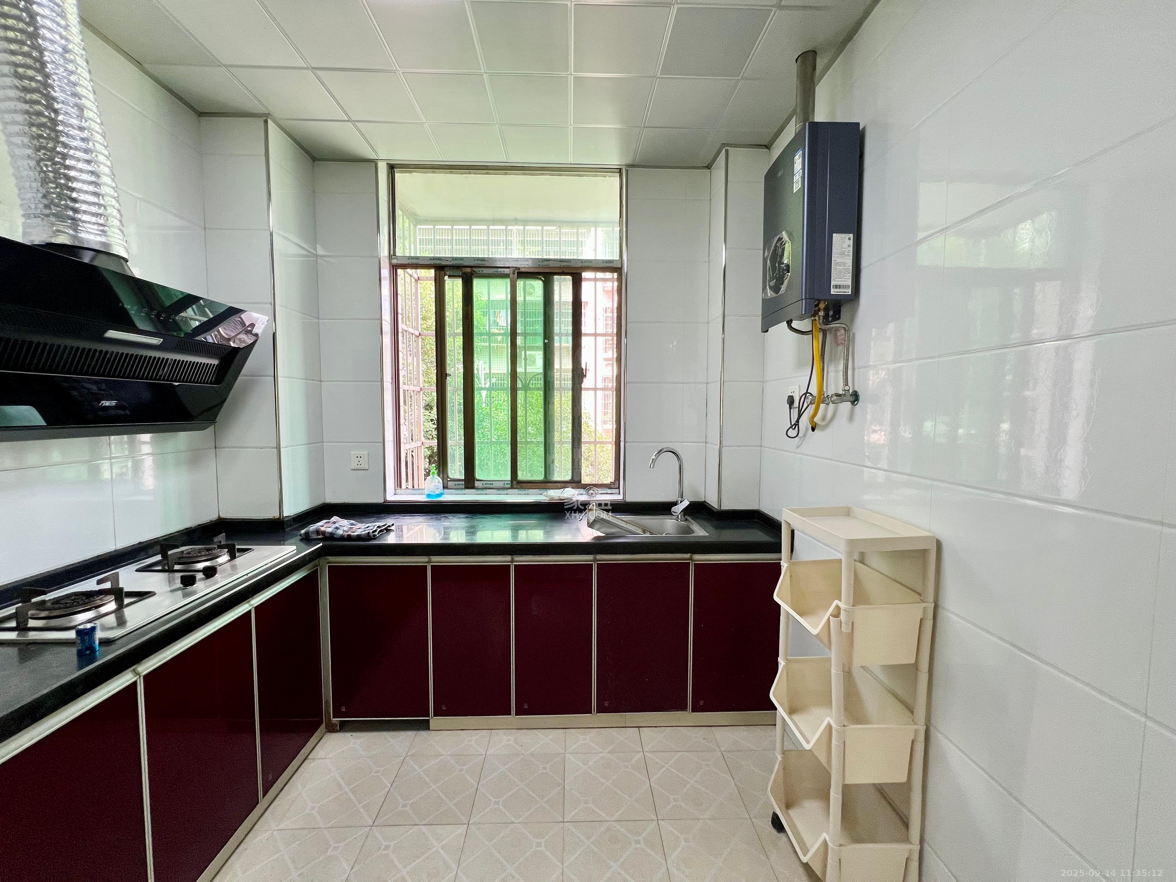 兴联创新小区 2室2厅1卫 1400.0元/月 兴联创新小区 2室2厅1卫 1400.0元/月室内图