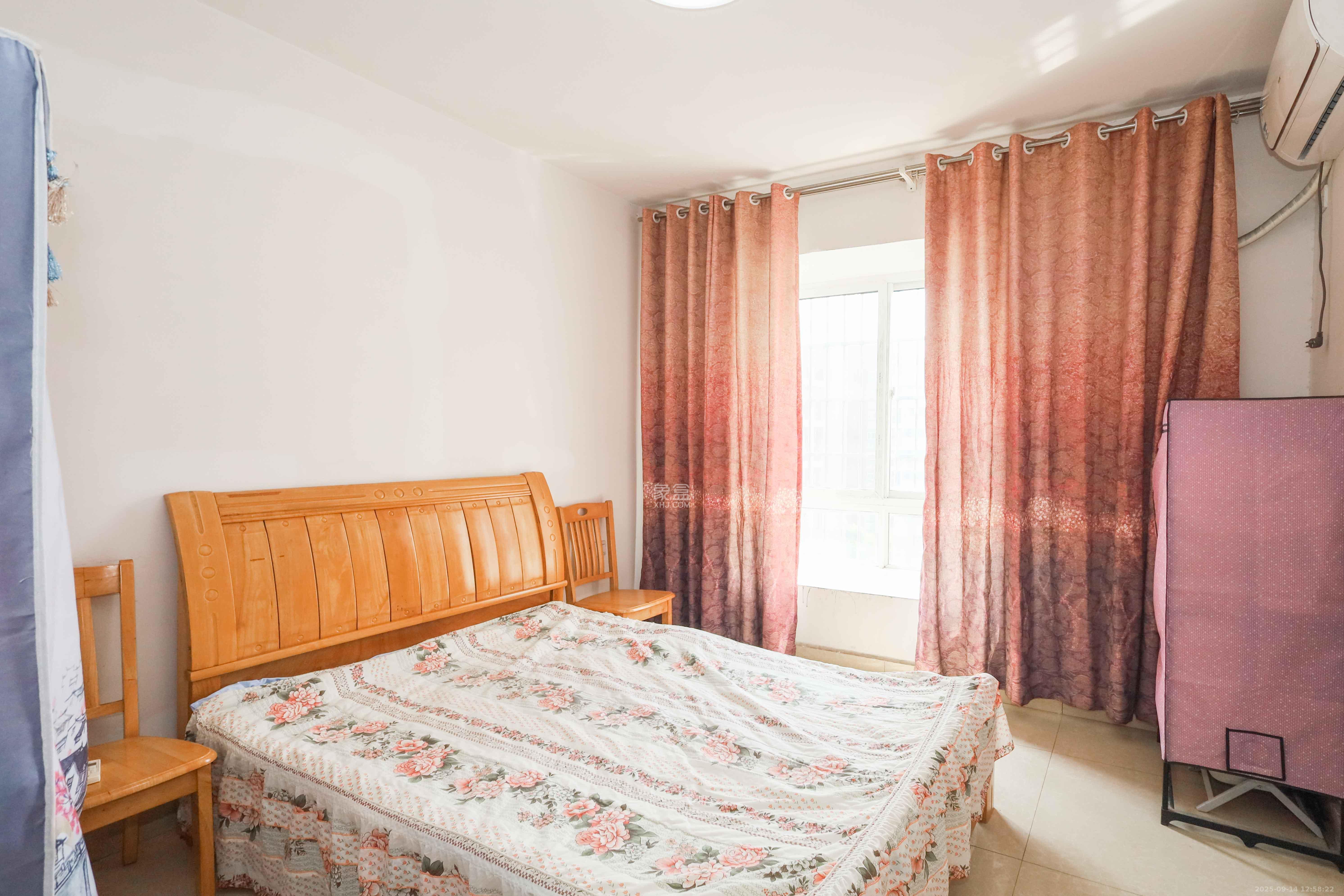 可可小城(麓谷可可小城) 2室2厅1卫 76.8万 可可小城(麓谷可可小城) 2室2厅1卫 76.8万卧室