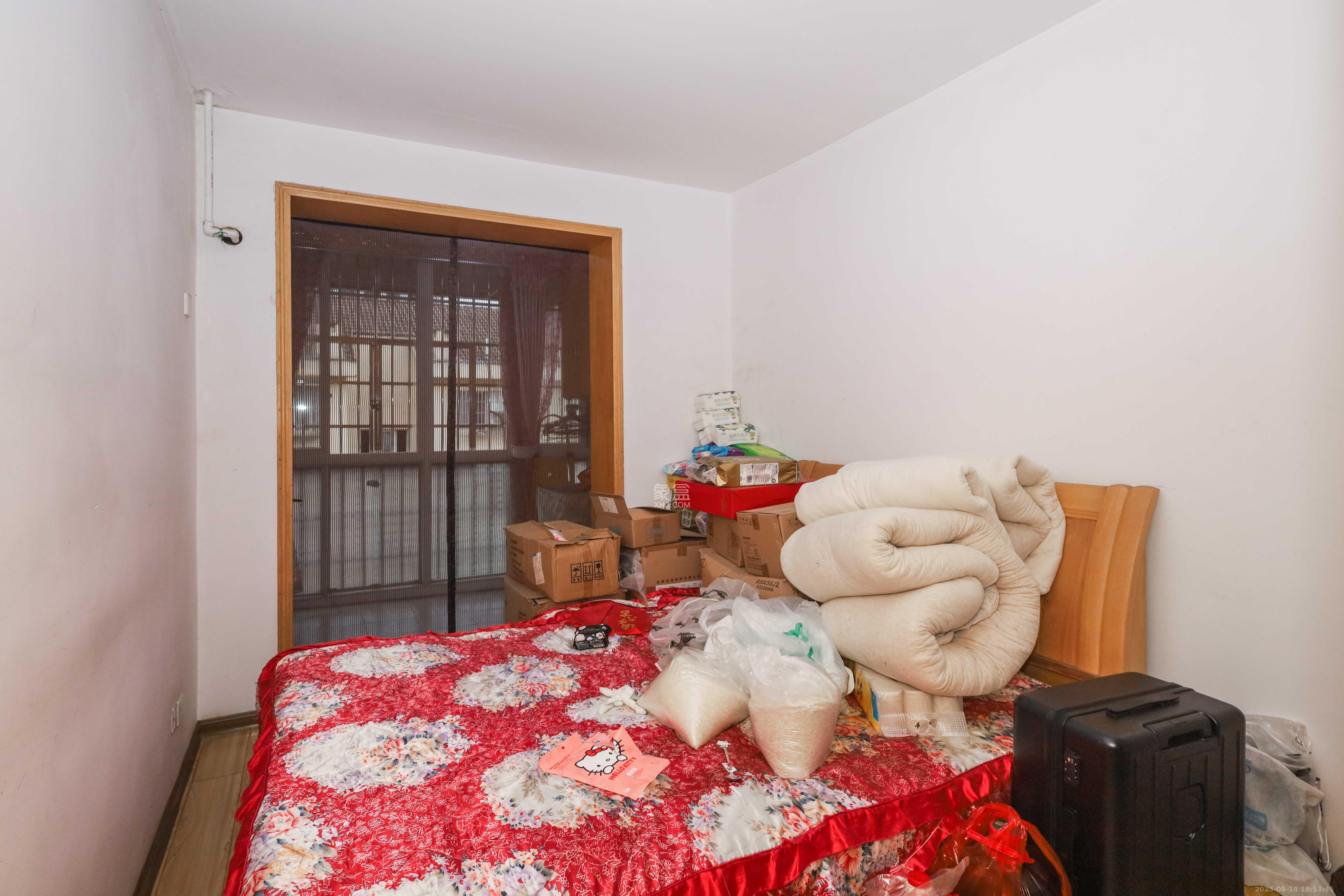 桔洲新苑(桔洲印象) 3室2厅1卫 42.0万 桔洲新苑(桔洲印象) 3室2厅1卫 42.0万卧室