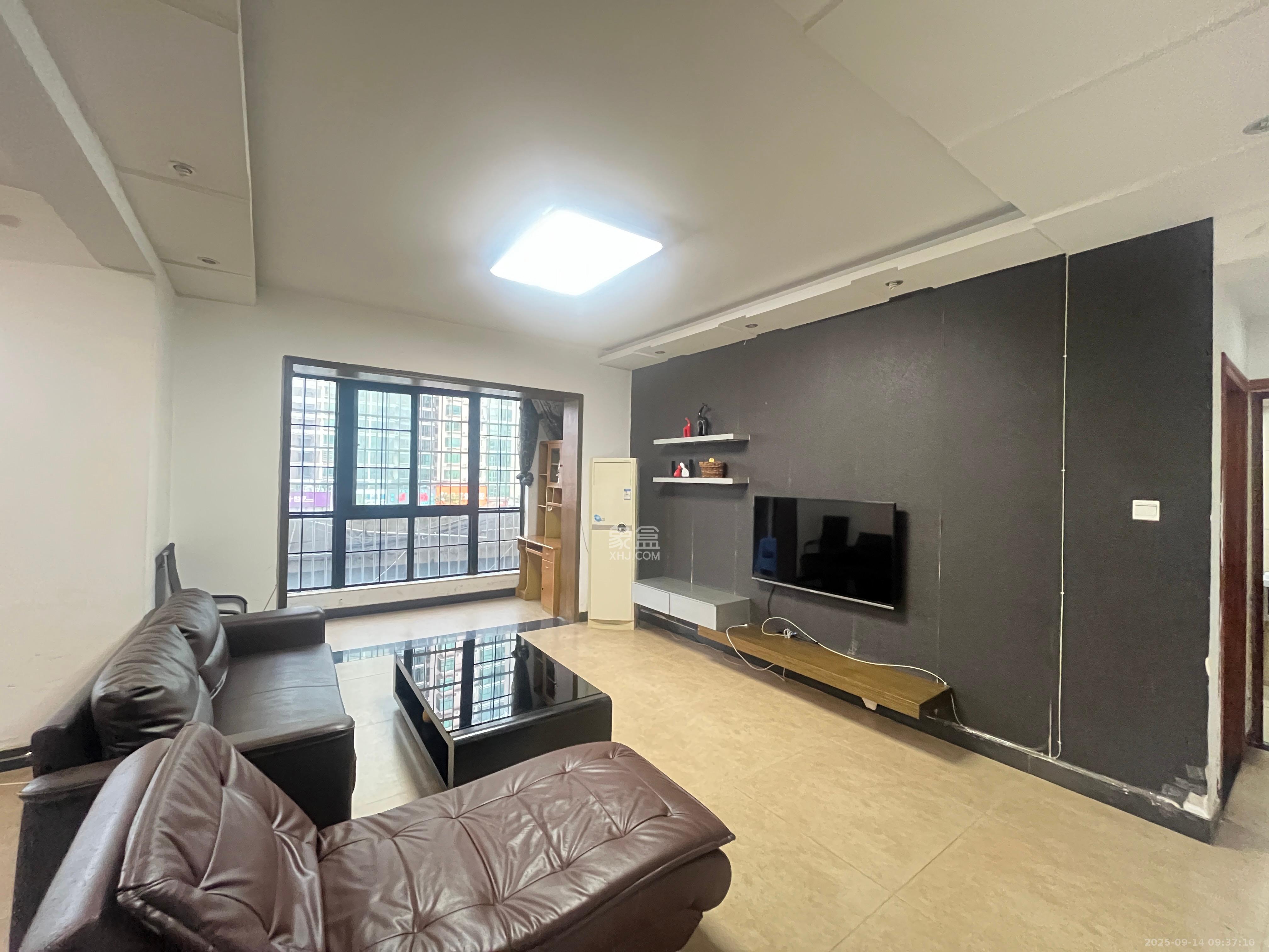 沁园春御院  3室2厅2卫    2600.0元/月室内图