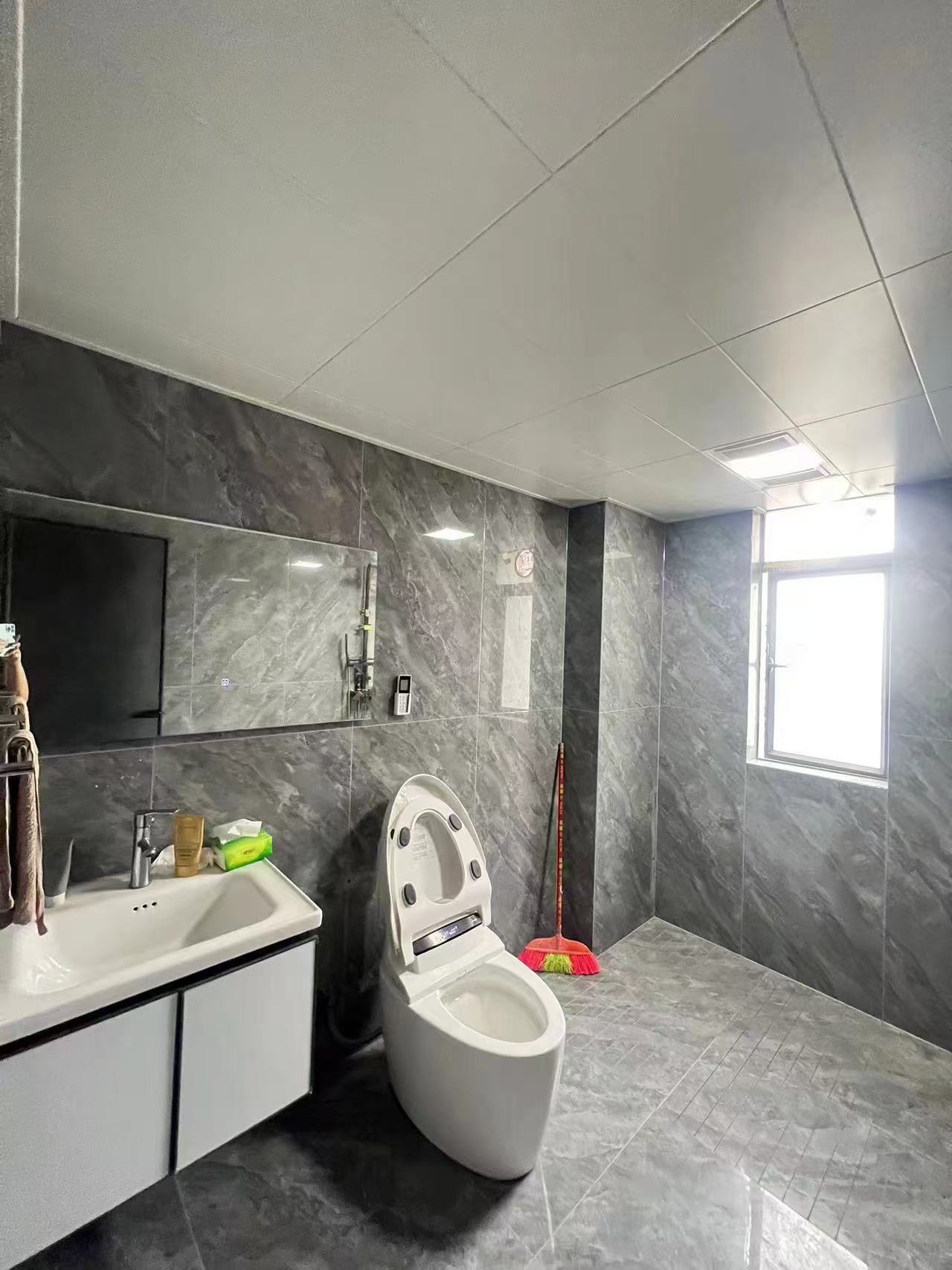 珠江愉景南苑（一、二、三、四期）  4室2厅1卫    3800.0元/月室内图