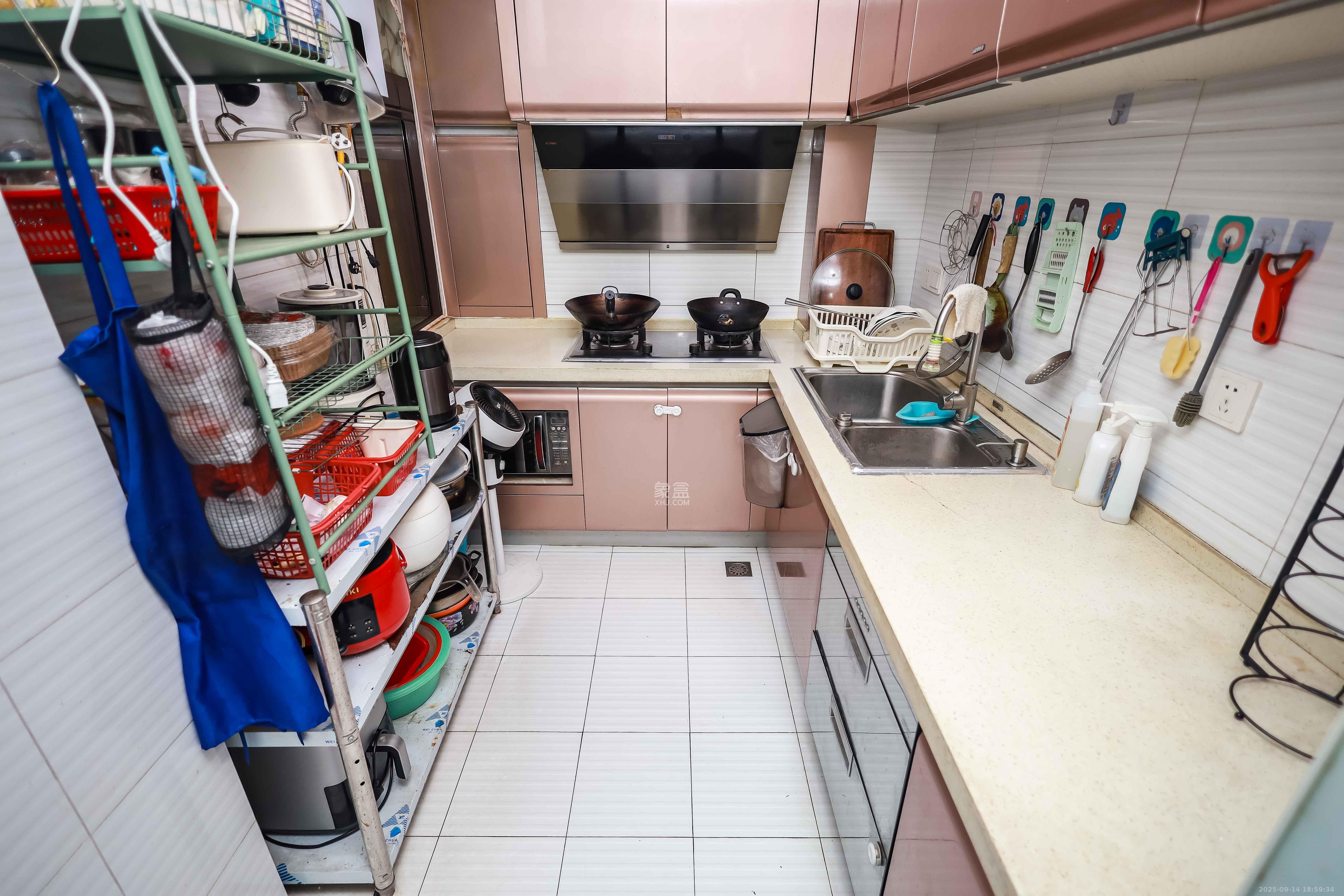 长房时代城 3室2厅1卫 94.0万 长房时代城 3室2厅1卫 94.0万厨房