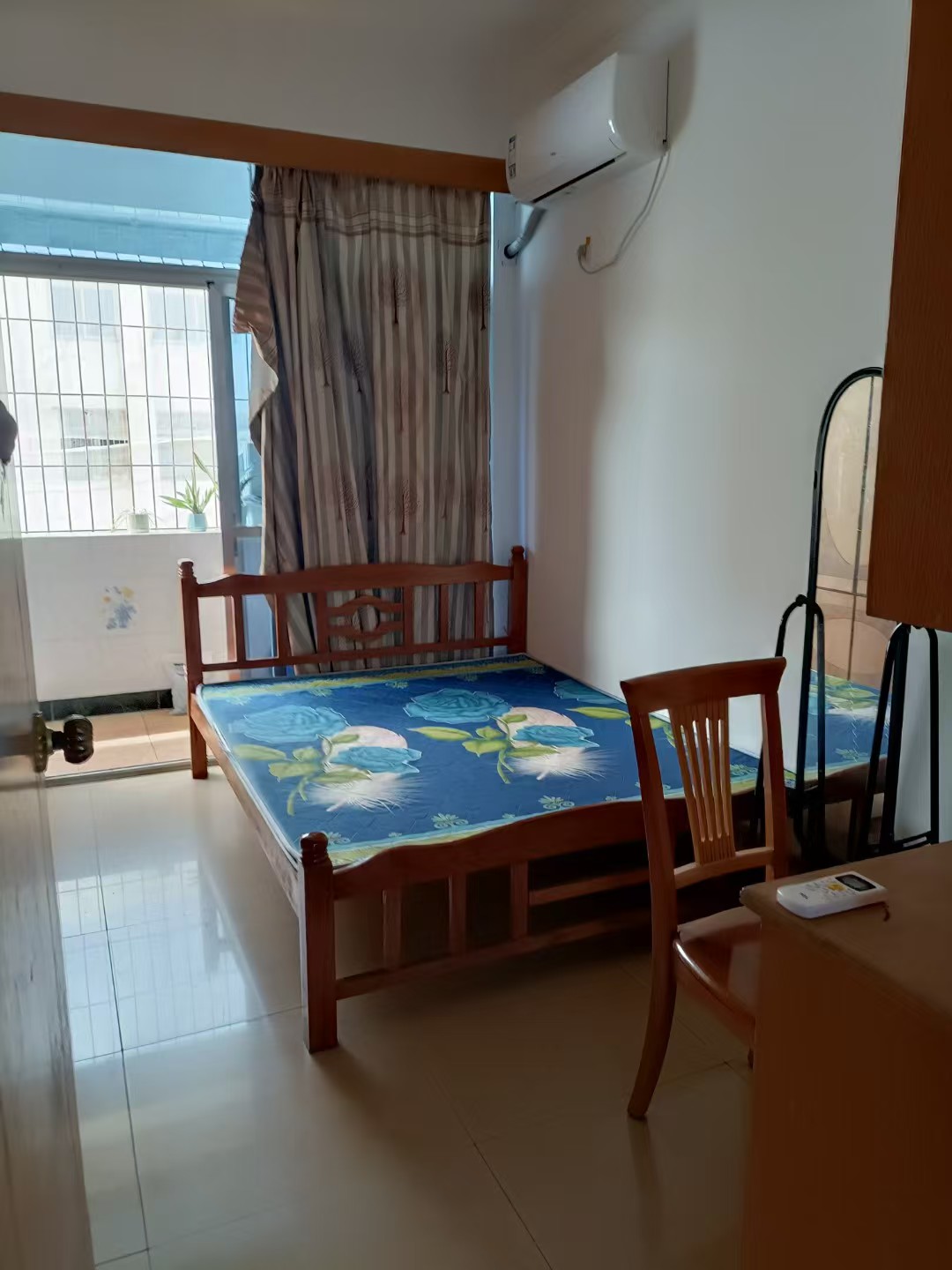 侨中里66号(移动公司住宅小区) 3室2厅2卫 2000.0元/月 侨中里66号(移动公司住宅小区) 3室2厅2卫 2000.0元/月室内图