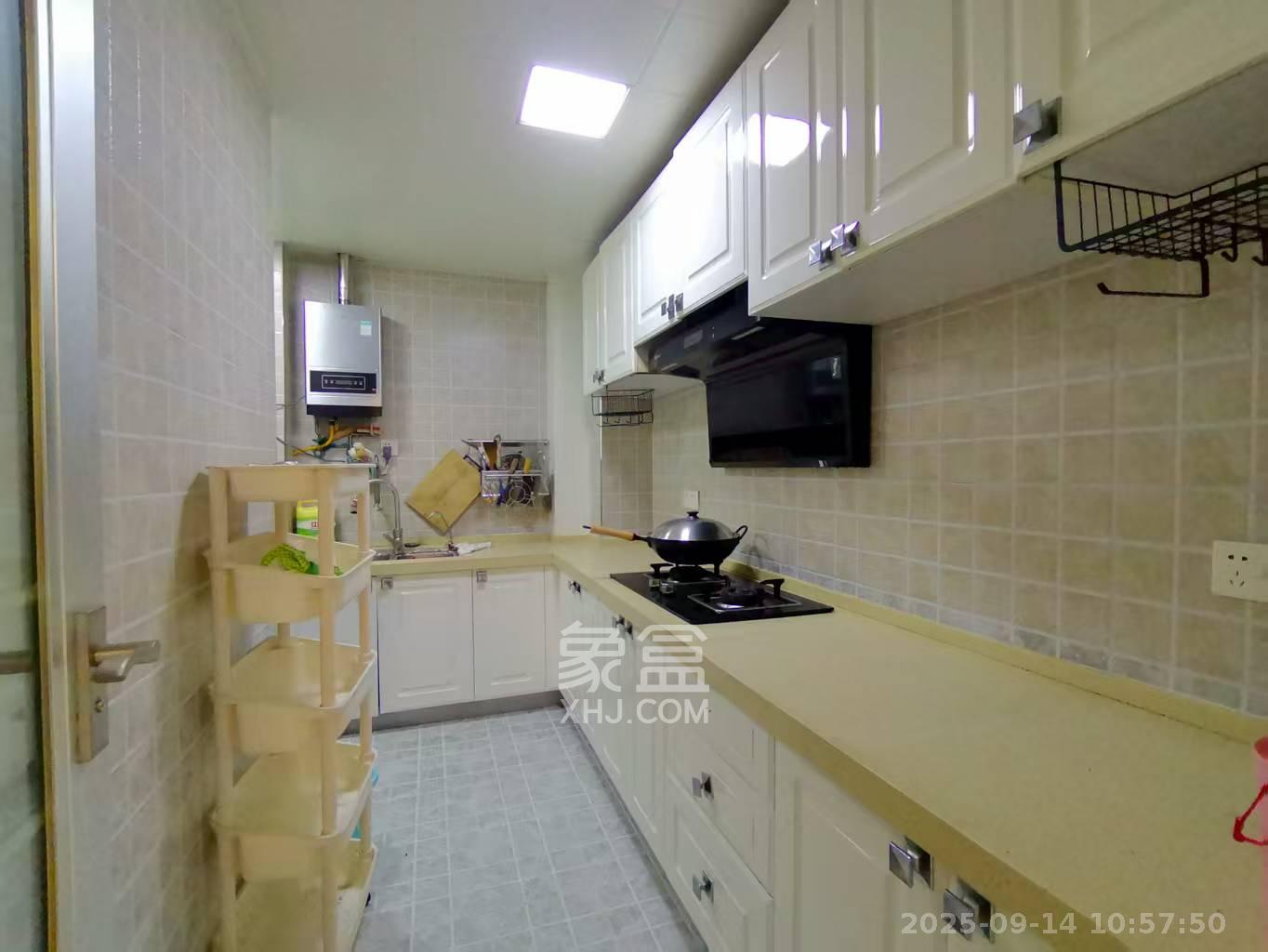 保利麓谷林语F区  3室2厅1卫    2600.0元/月室内图