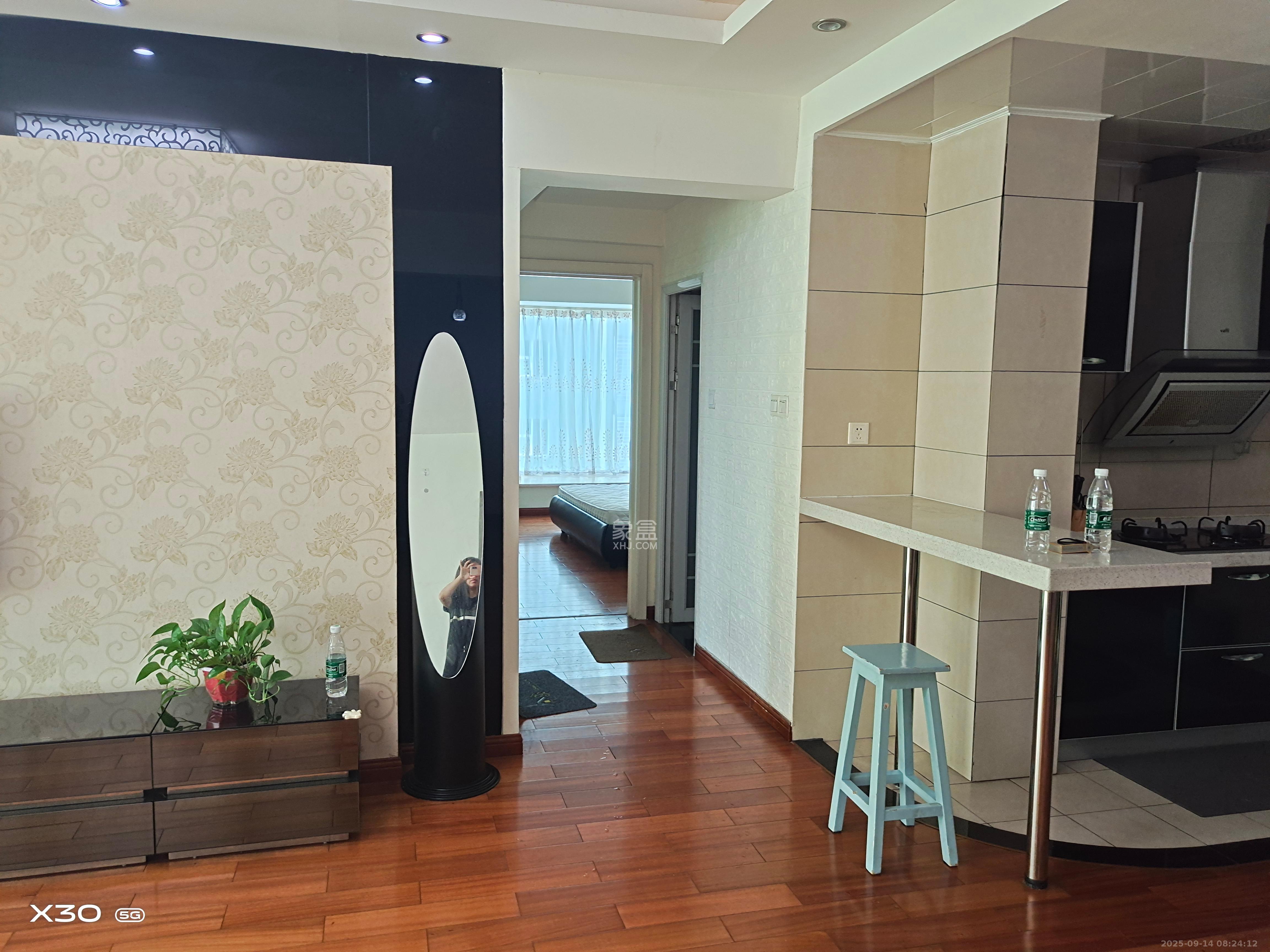 佳天国际新城 3室2厅2卫 3800.0元/月 佳天国际新城 3室2厅2卫 3800.0元/月室内图