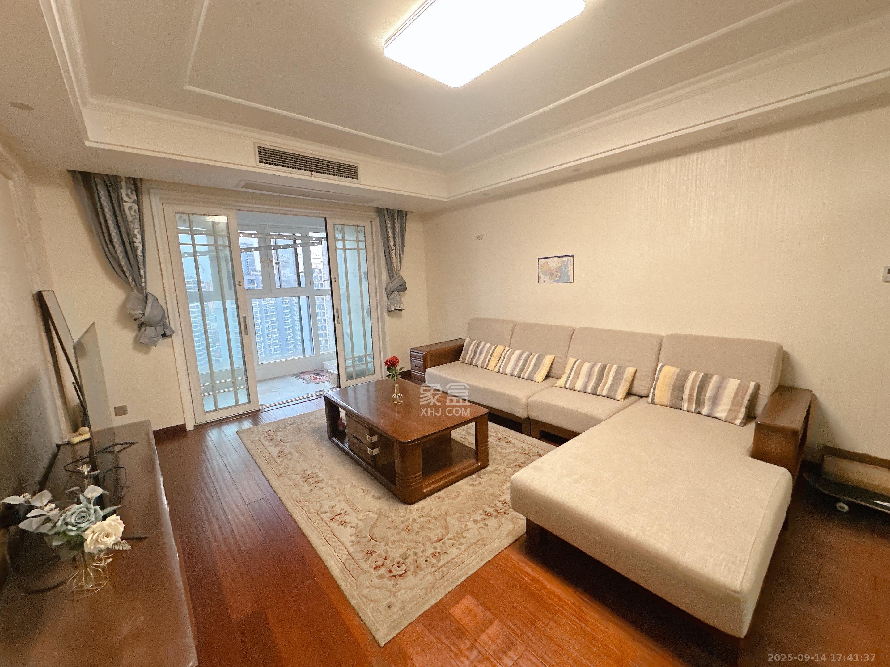 香江锦城 3室2厅1卫 4000.0元/月 香江锦城 3室2厅1卫 4000.0元/月室内图