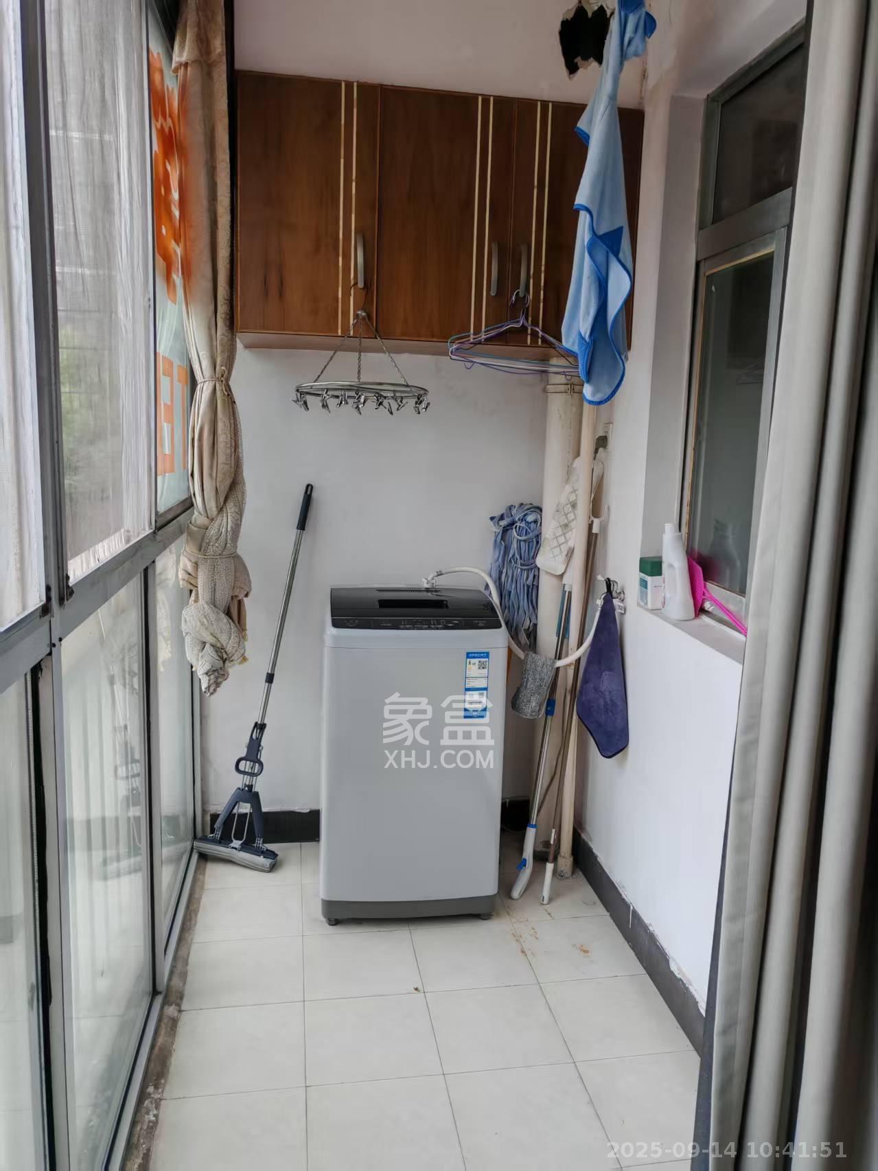 都市家园 1室1厅1卫 1600.0元/月 都市家园 1室1厅1卫 1600.0元/月室内图