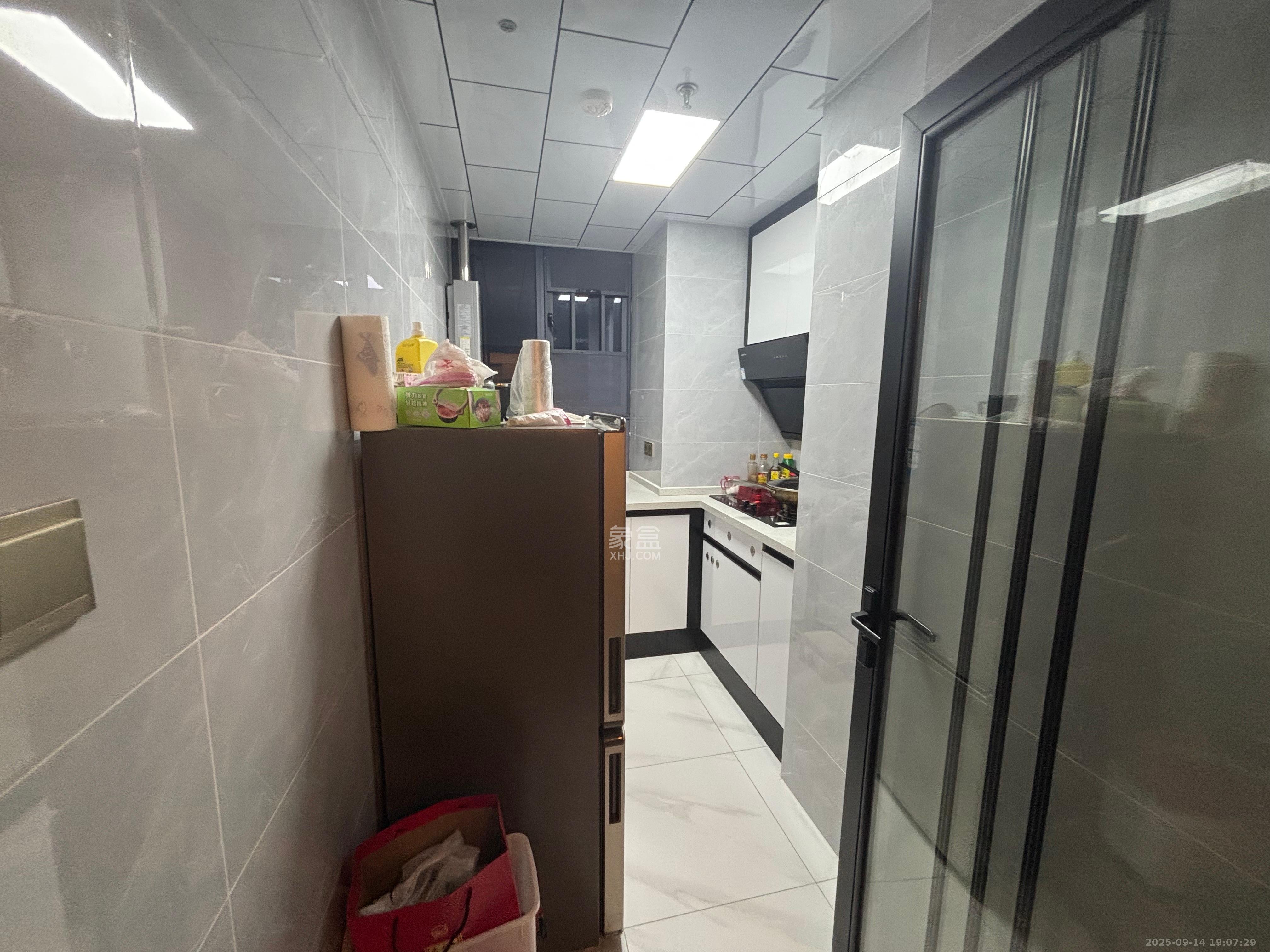 湘一书香里  2室2厅1卫    2200.0元/月室内图