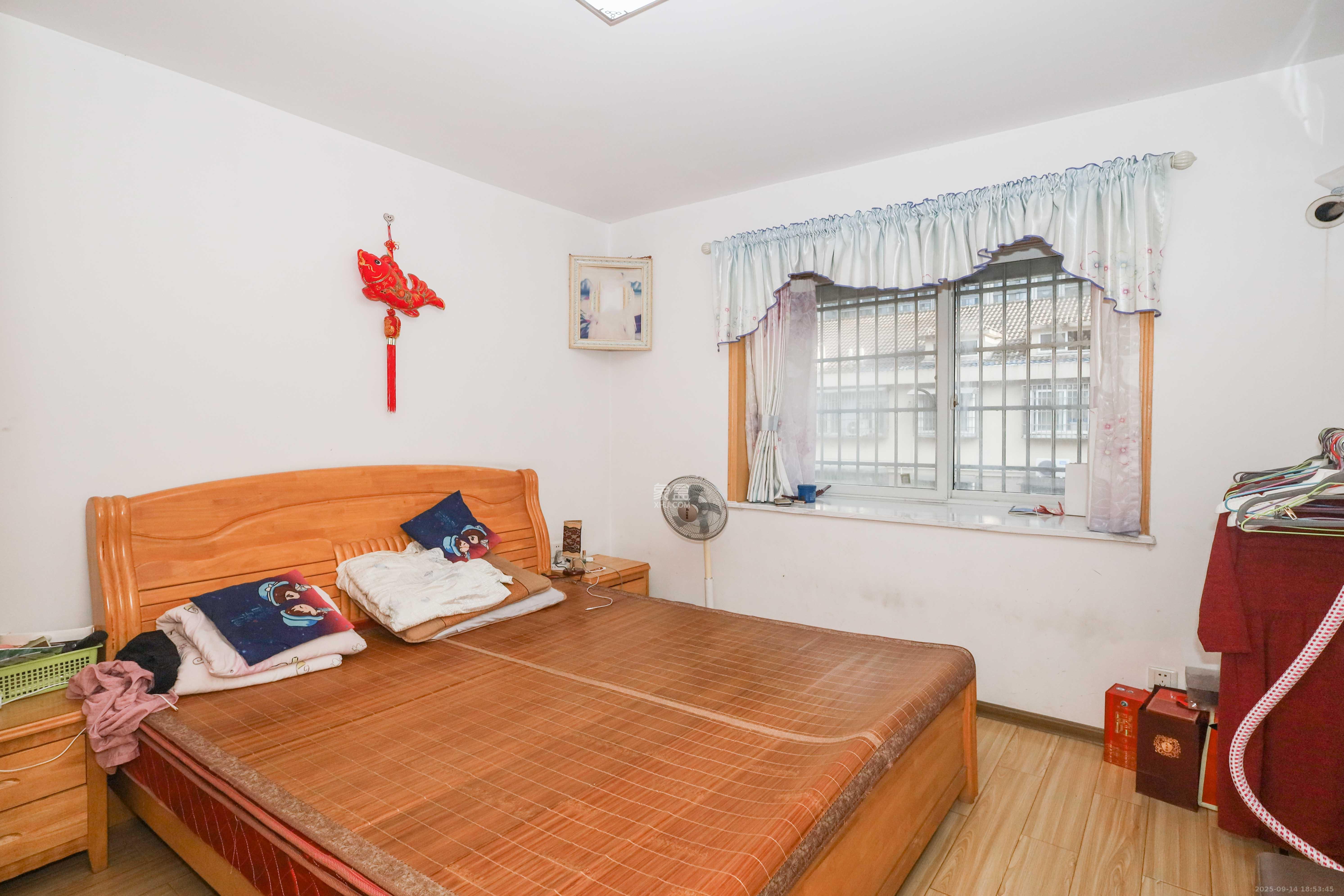 桔洲新苑(桔洲印象) 3室2厅1卫 42.0万 桔洲新苑(桔洲印象) 3室2厅1卫 42.0万卧室