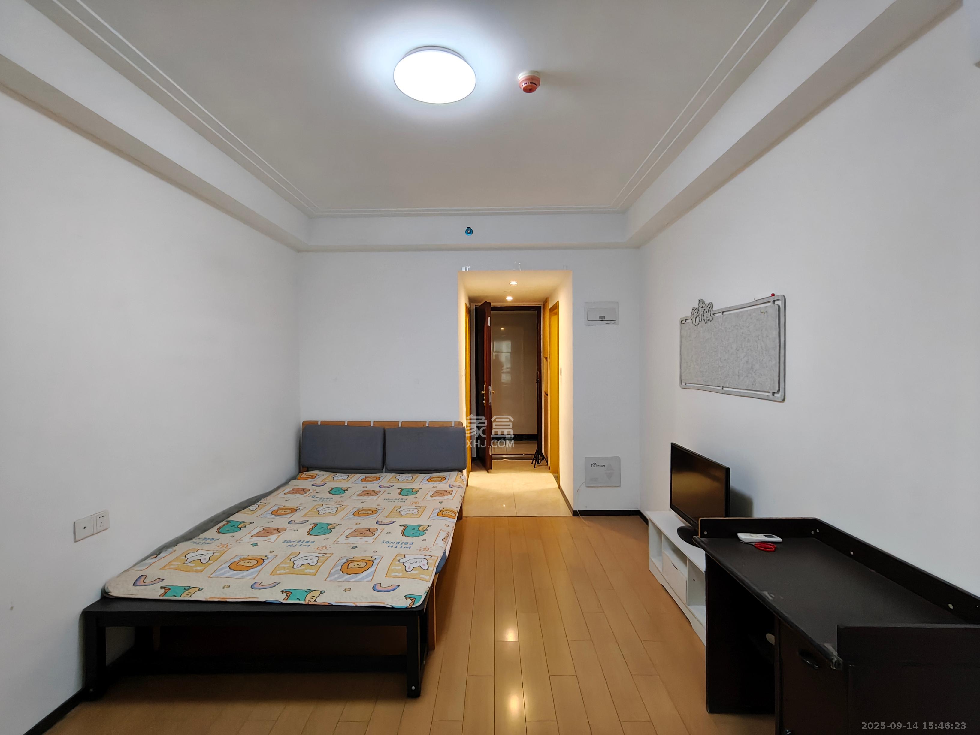 中海新城熙岸(中信新城五期) 1室0厅1卫 1000.0元/月 中海新城熙岸(中信新城五期) 1室0厅1卫 1000.0元/月室内图