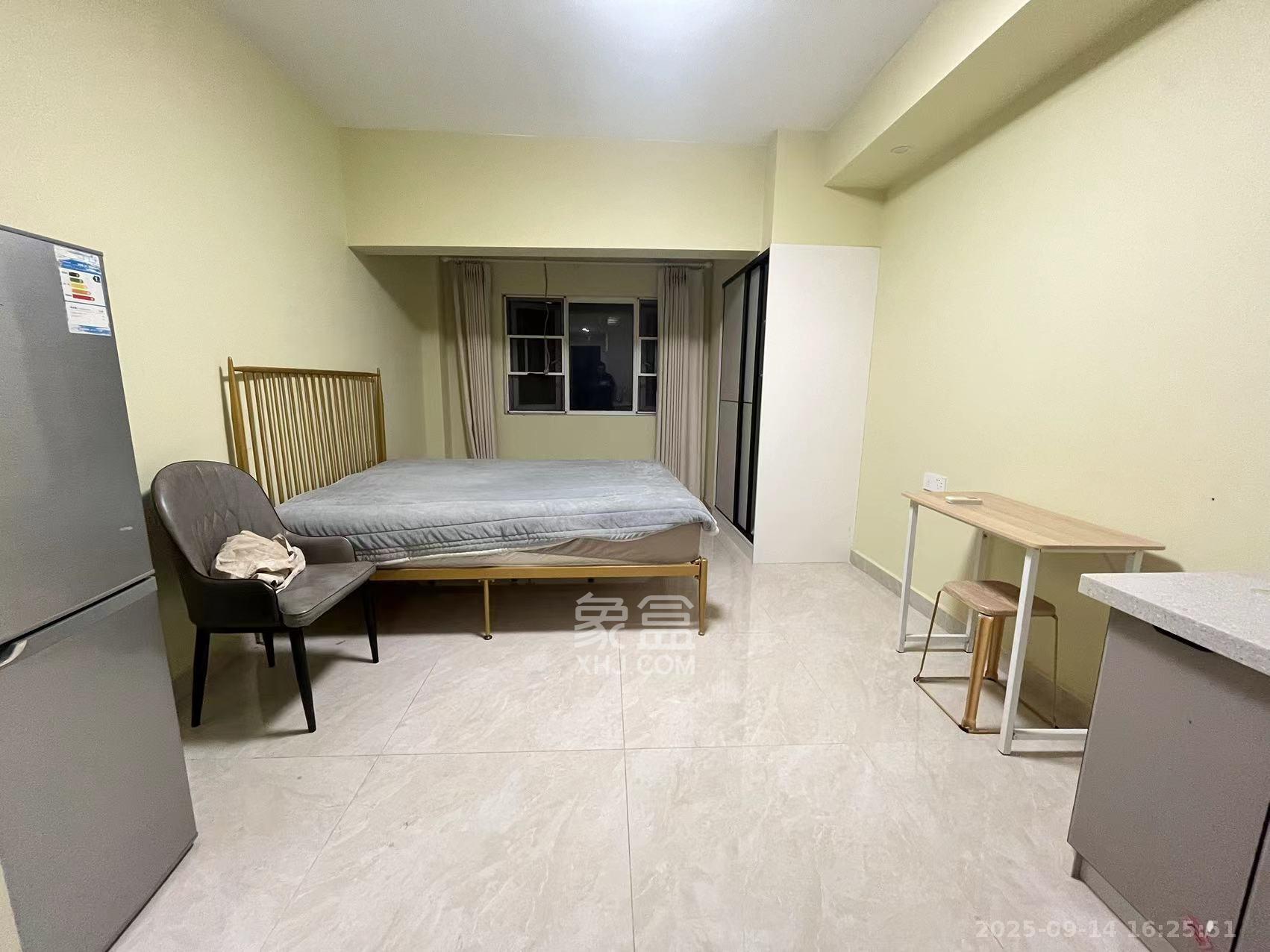 COCO蜜城 1室1厅1卫 1400.0元/月 COCO蜜城 1室1厅1卫 1400.0元/月室内图