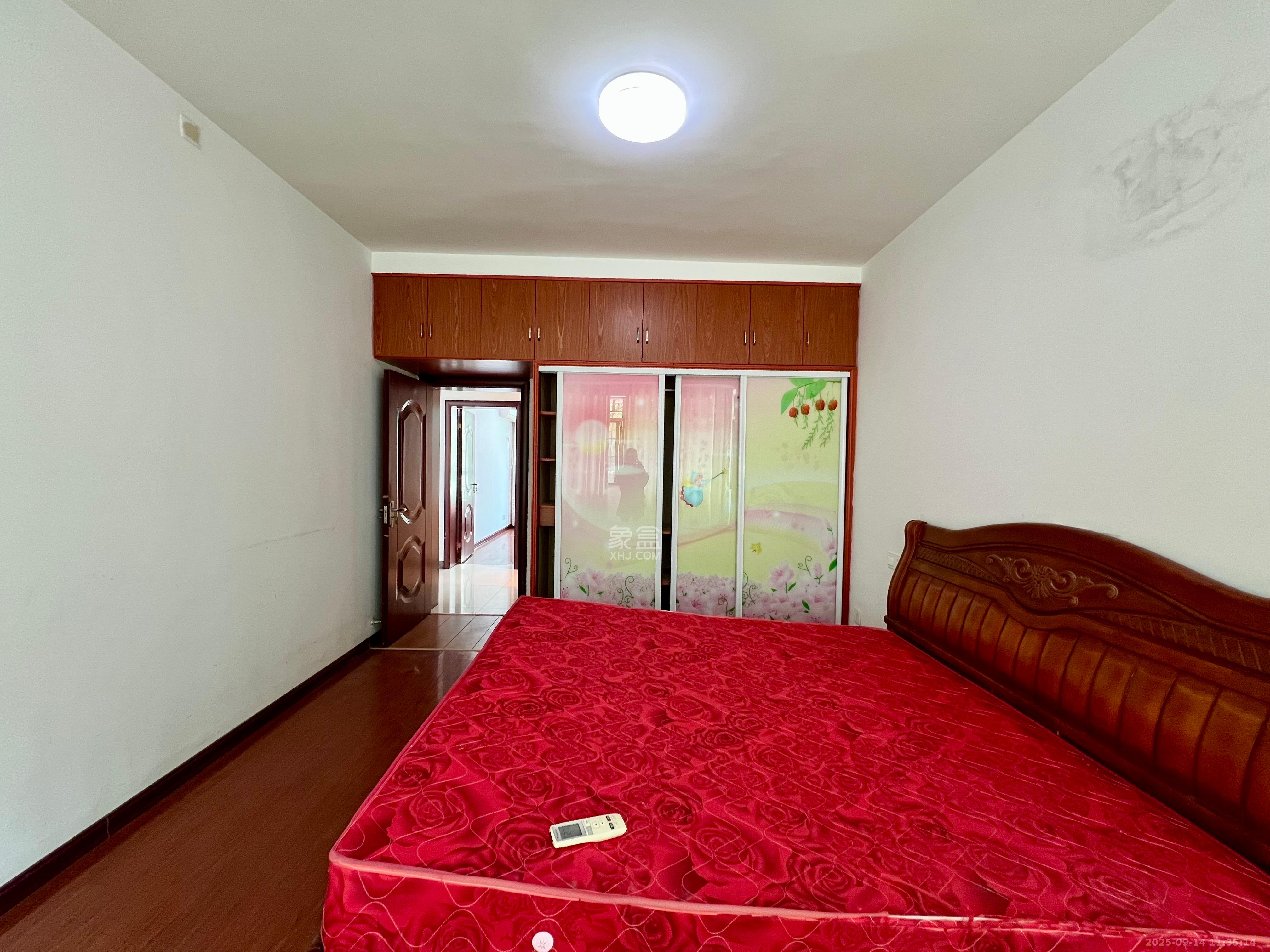 兴联创新小区 2室2厅1卫 1400.0元/月 兴联创新小区 2室2厅1卫 1400.0元/月室内图