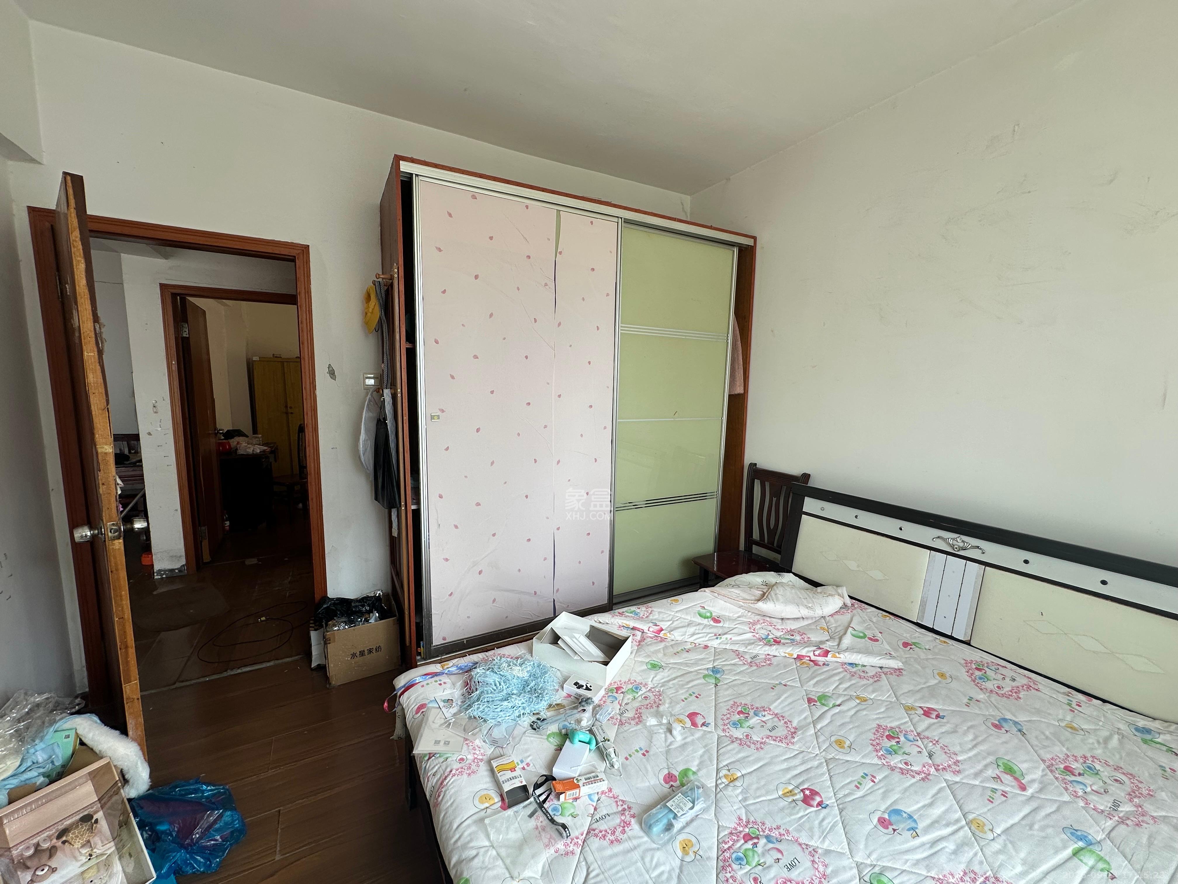 金碧文华  2室2厅1卫    2000.0元/月 金碧文华  2室2厅1卫    2000.0元/月室内图