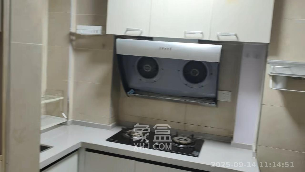 五一中央领御  2室1厅1卫    3400.0元/月室内图