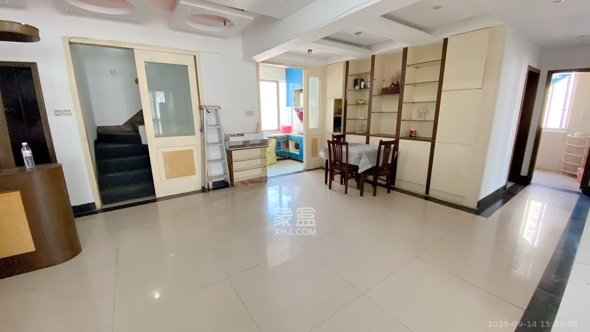 明珠苑  5室2厅1卫    3600.0元/月室内图