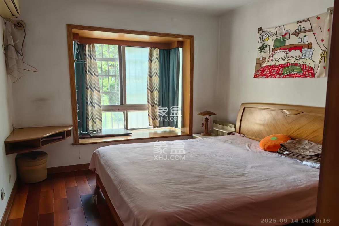 海利宿舍  3室2厅2卫    2600.0元/月 海利宿舍  3室2厅2卫    2600.0元/月室内图