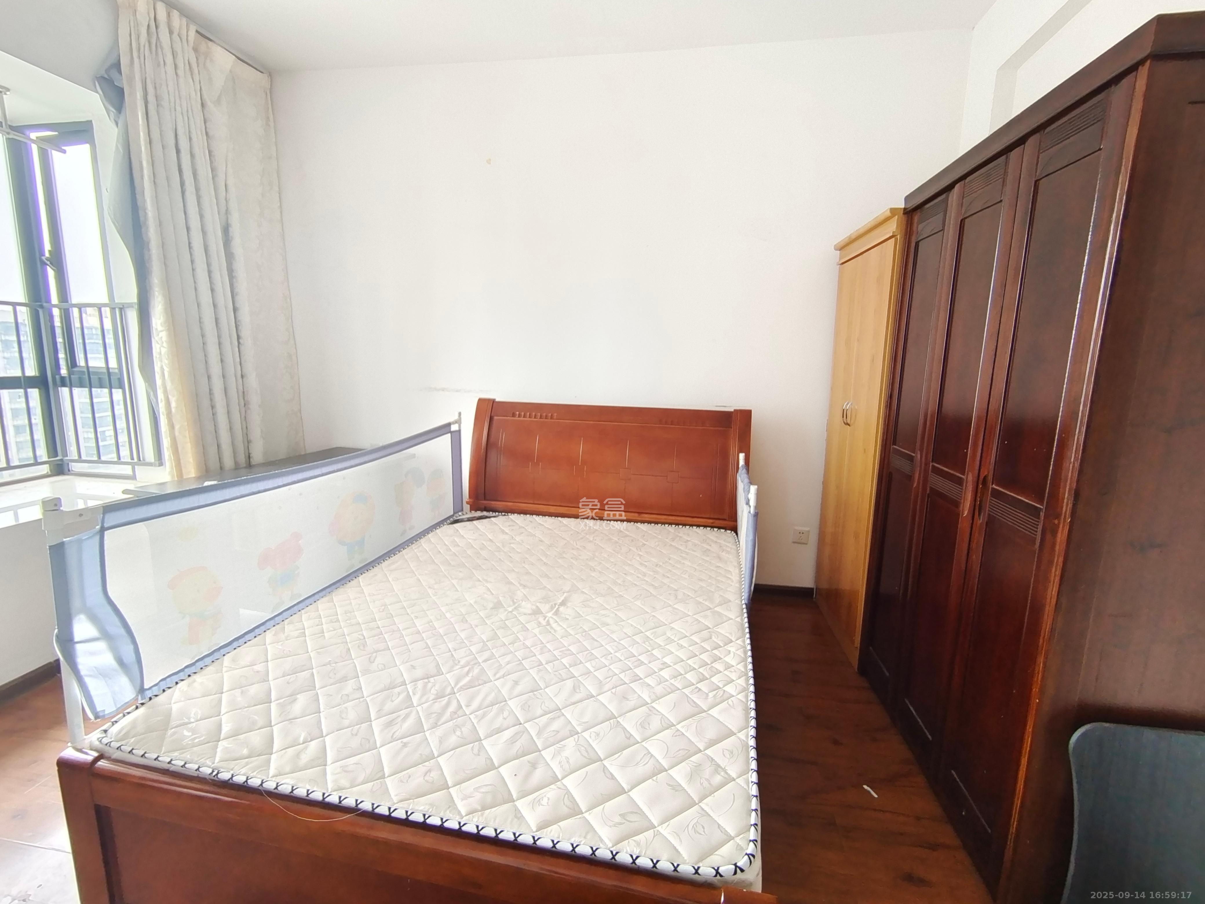 莱茵城 2室2厅1卫 1800.0元/月 莱茵城 2室2厅1卫 1800.0元/月室内图