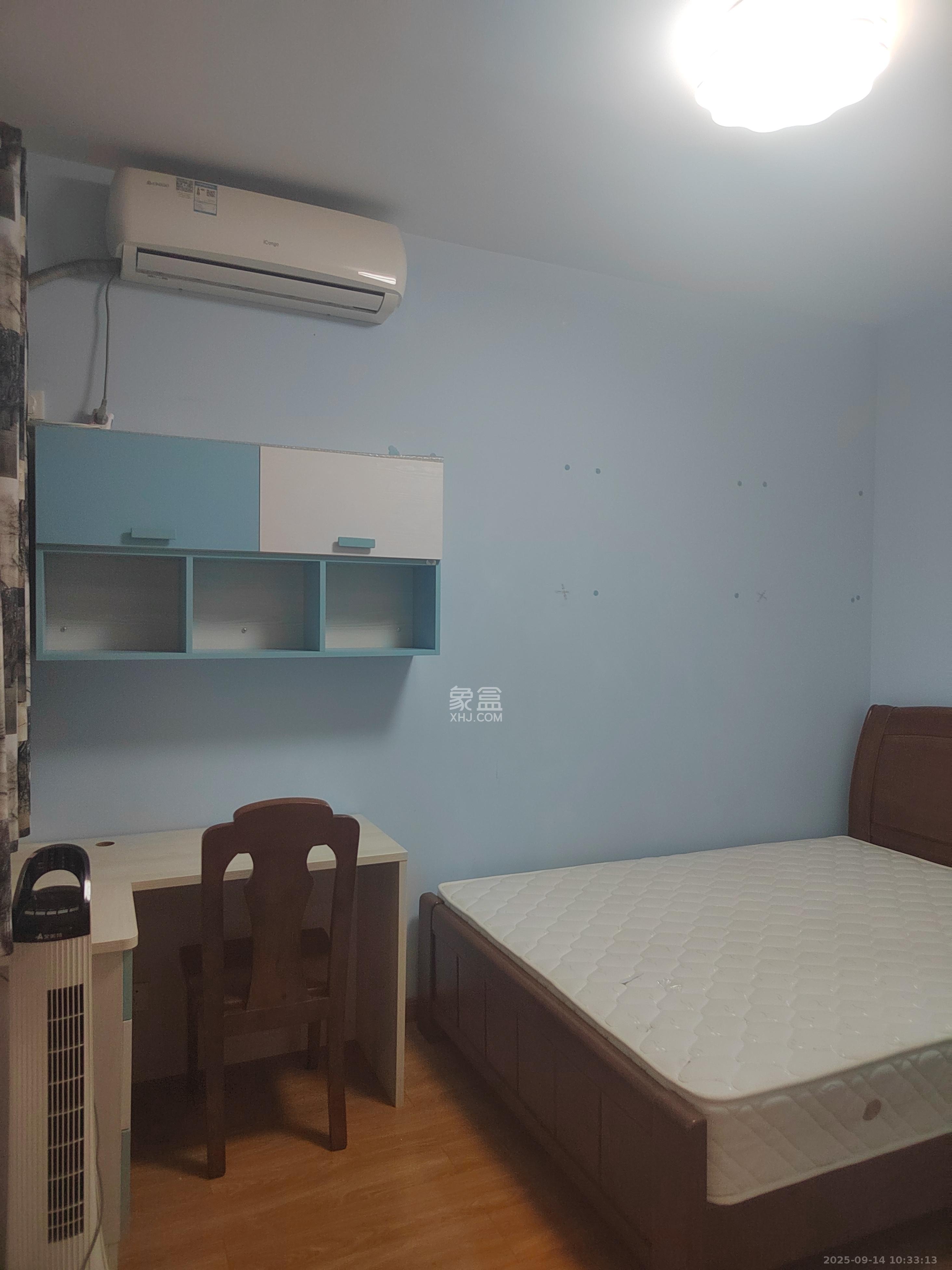 青园  3室2厅1卫    2000.0元/月室内图