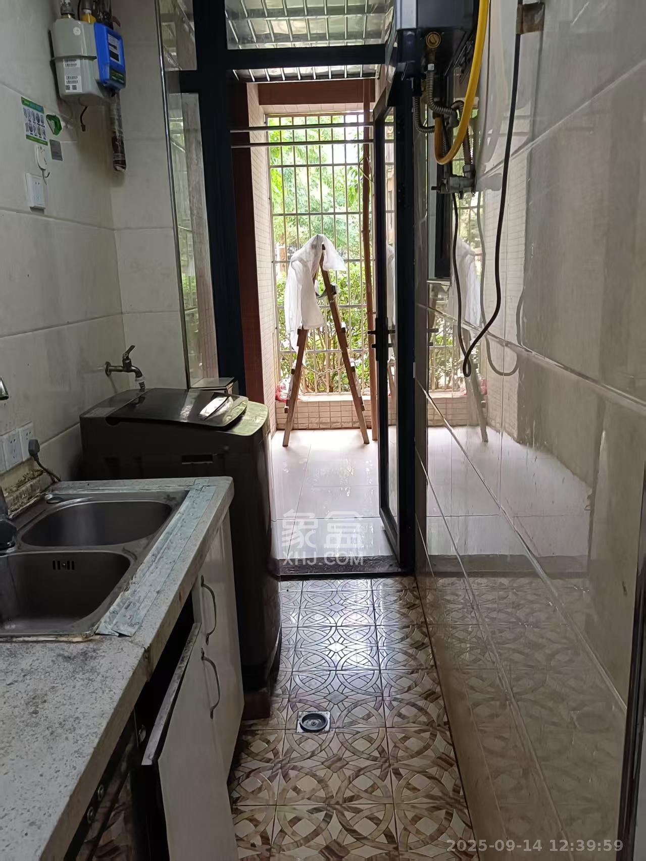 中建芙蓉工社  2室1厅1卫    1250.0元/月室内图