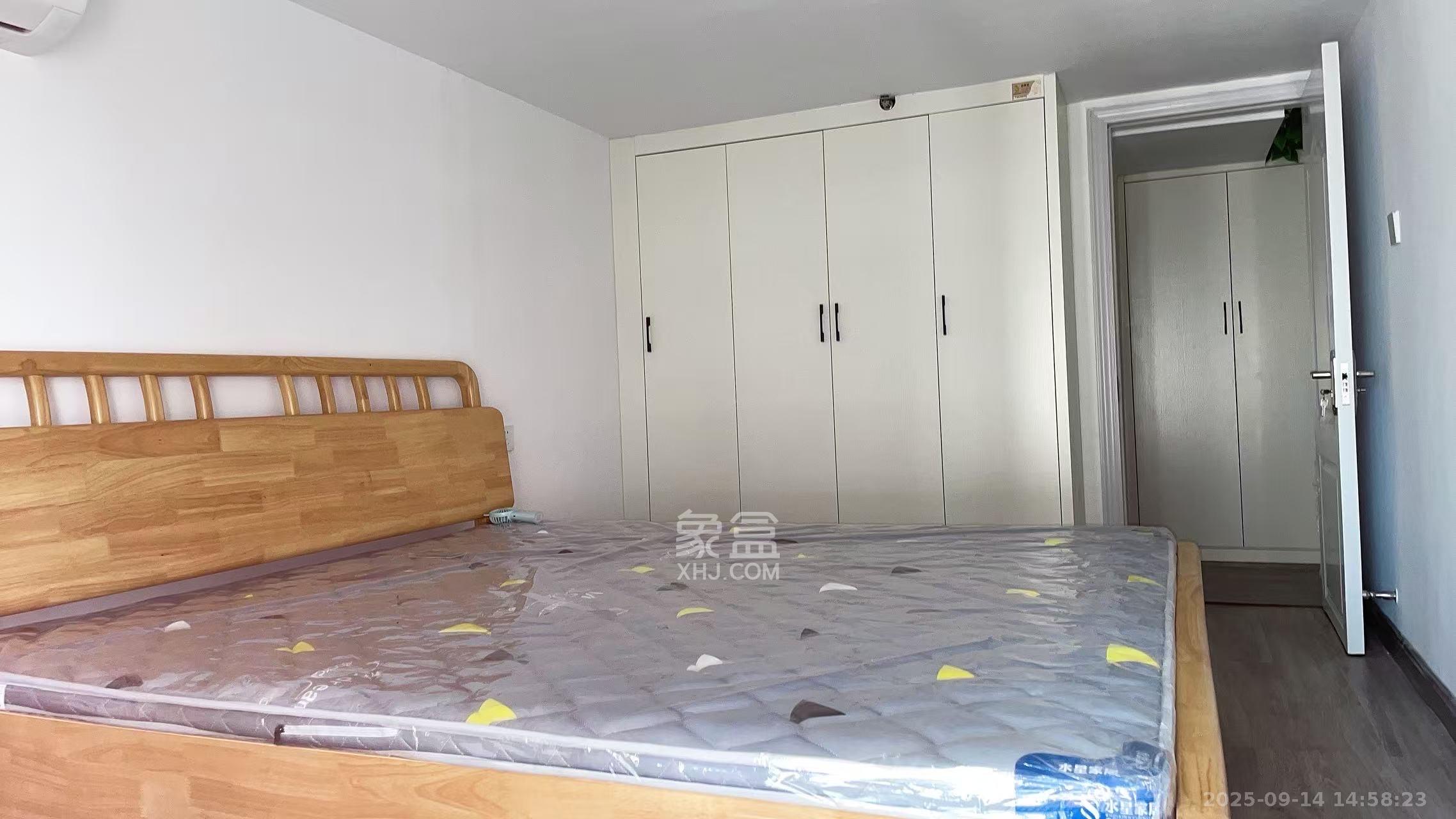 万科金色梦想B区  3室2厅2卫    2800.0元/月 万科金色梦想B区  3室2厅2卫    2800.0元/月室内图