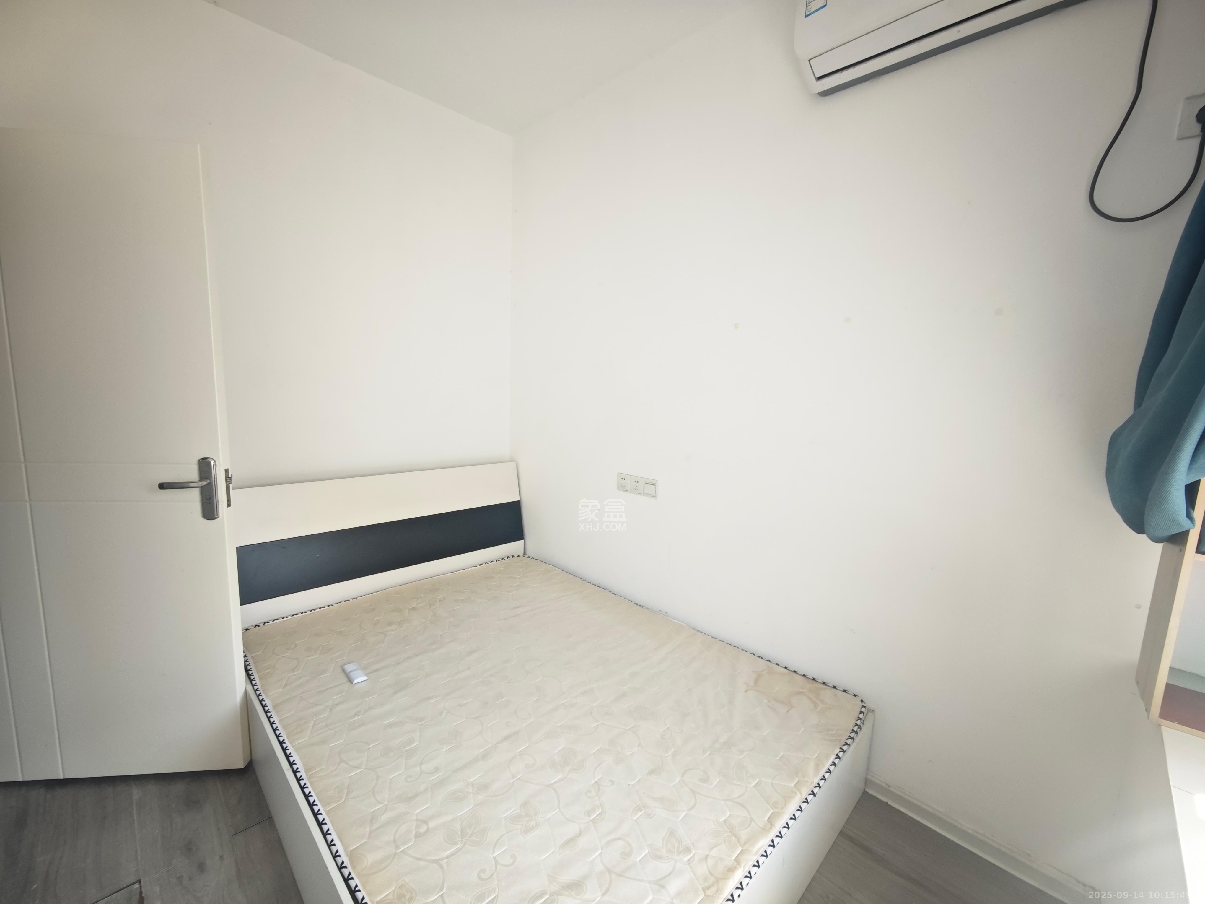 洋湖时代 3室2厅1卫 1900.0元/月 洋湖时代 3室2厅1卫 1900.0元/月室内图