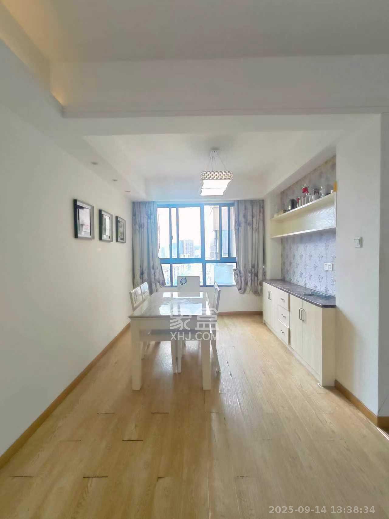 长房时代城 2室2厅1卫 2600.0元/月 长房时代城 2室2厅1卫 2600.0元/月室内图