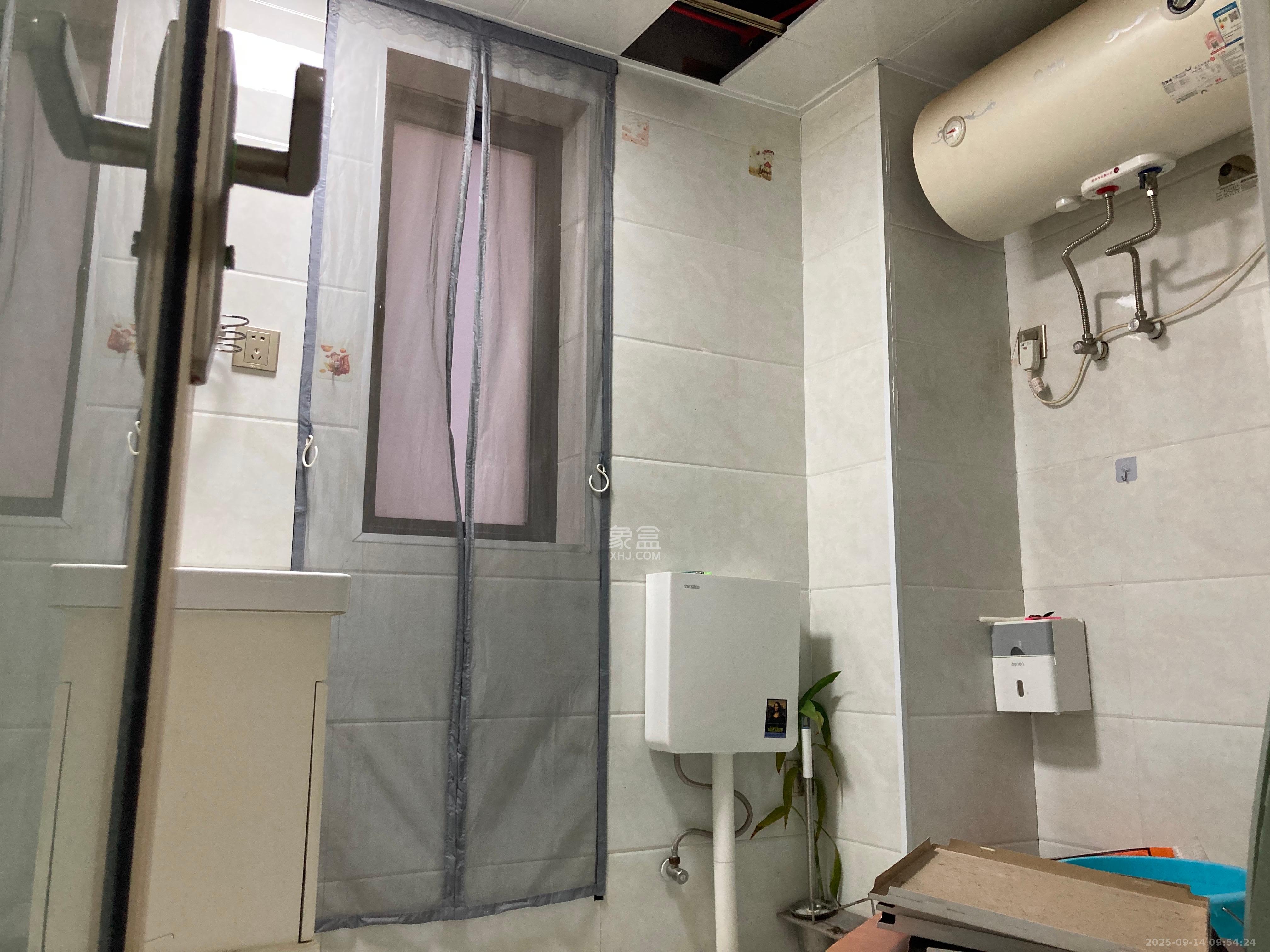 叠彩兰亭  1室1厅1卫    1600.0元/月室内图