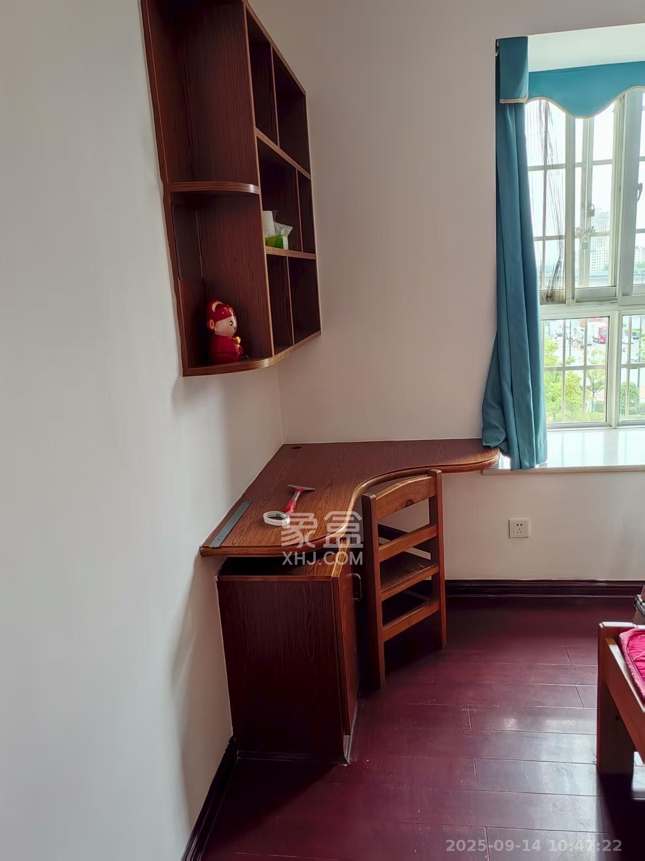 增辉凯旋帝景  3室2厅2卫   1800.00元/月室内图
