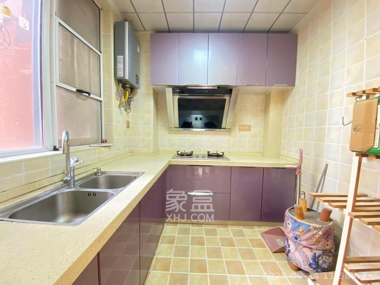 丽发新城 2室2厅1卫 1800.0元/月 丽发新城 2室2厅1卫 1800.0元/月室内图