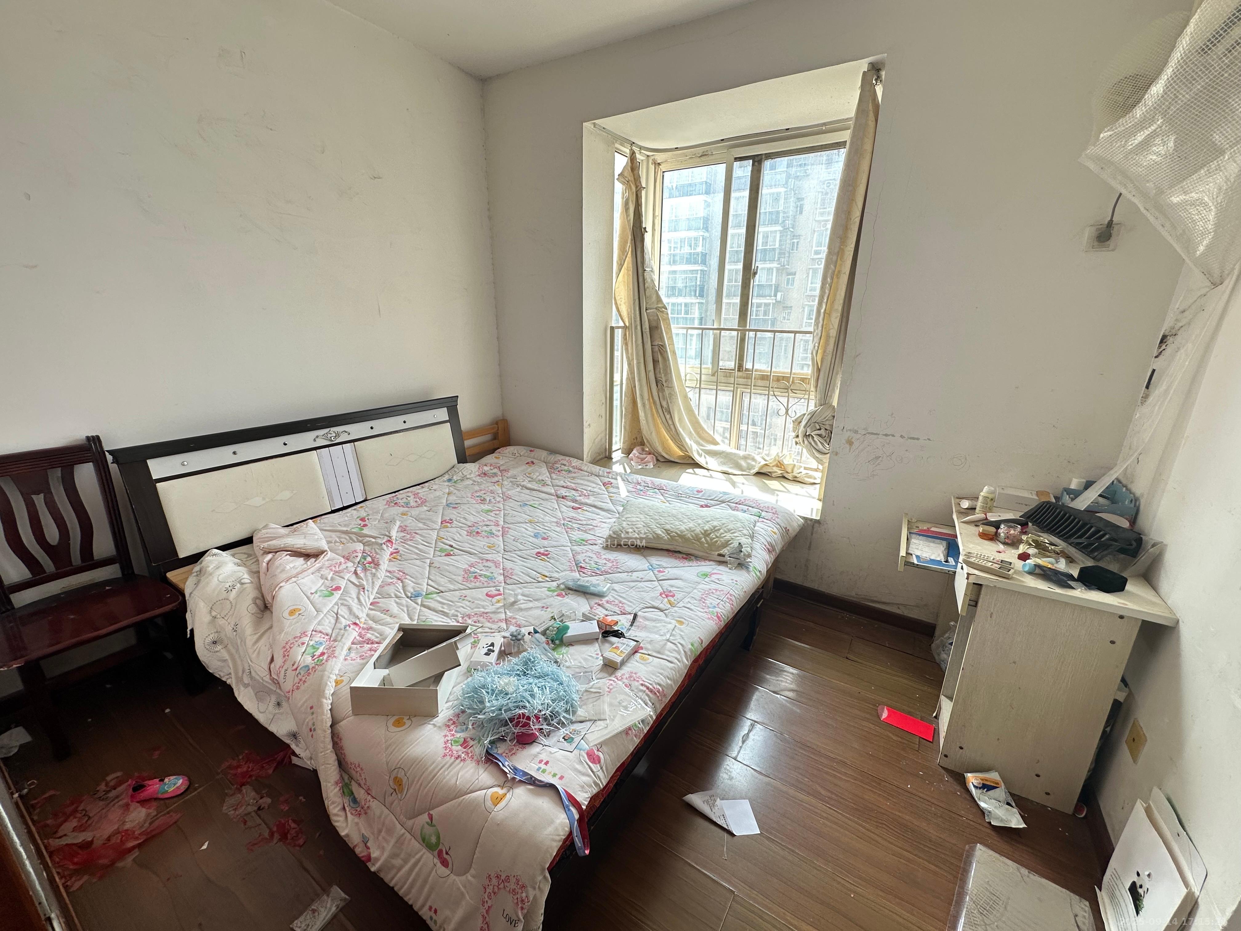 金碧文华  2室2厅1卫    2000.0元/月 金碧文华  2室2厅1卫    2000.0元/月室内图