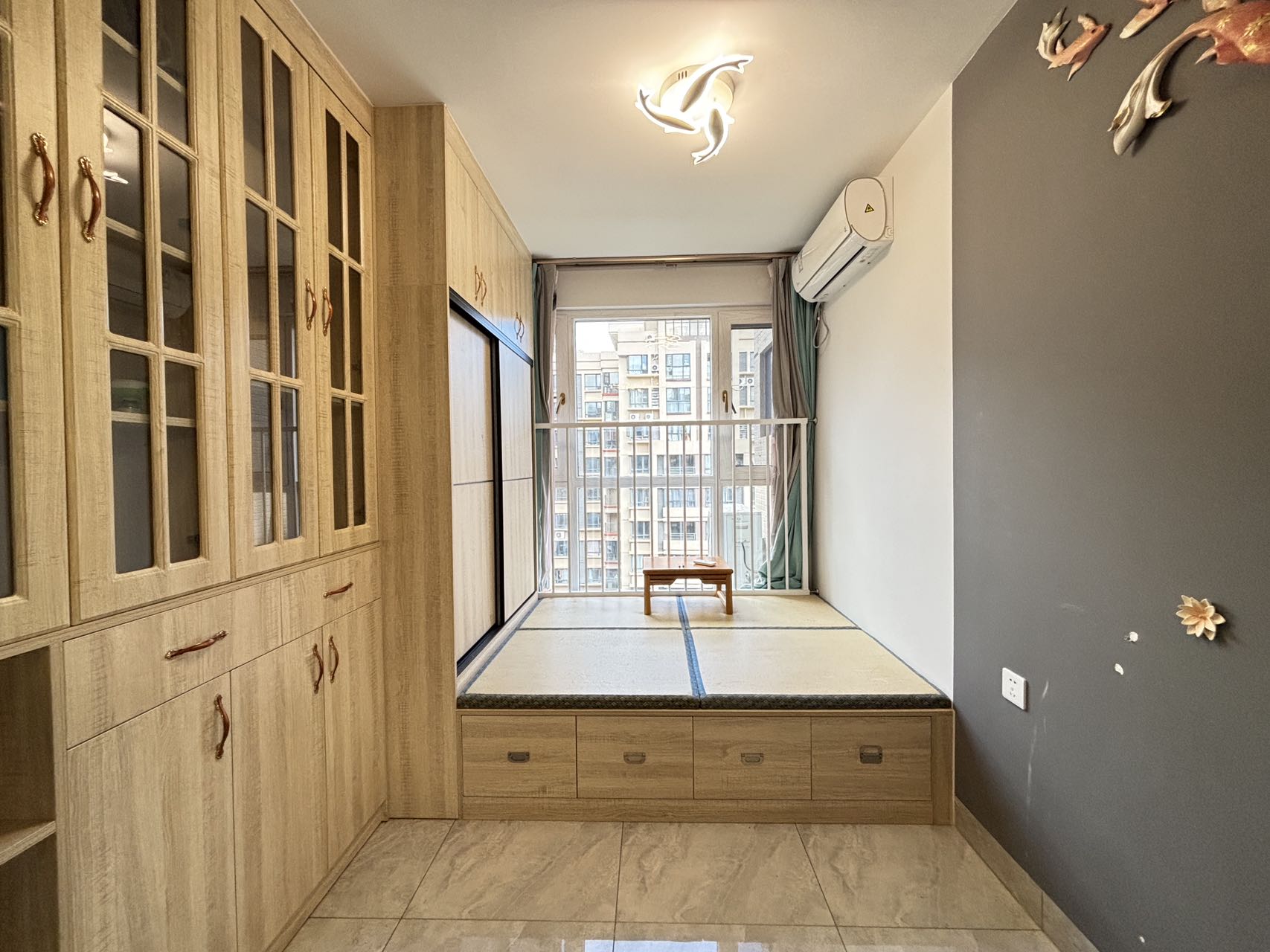 颐养公社阳光城  3室2厅2卫    180.0万 颐养公社阳光城  3室2厅2卫    180.0万室内图