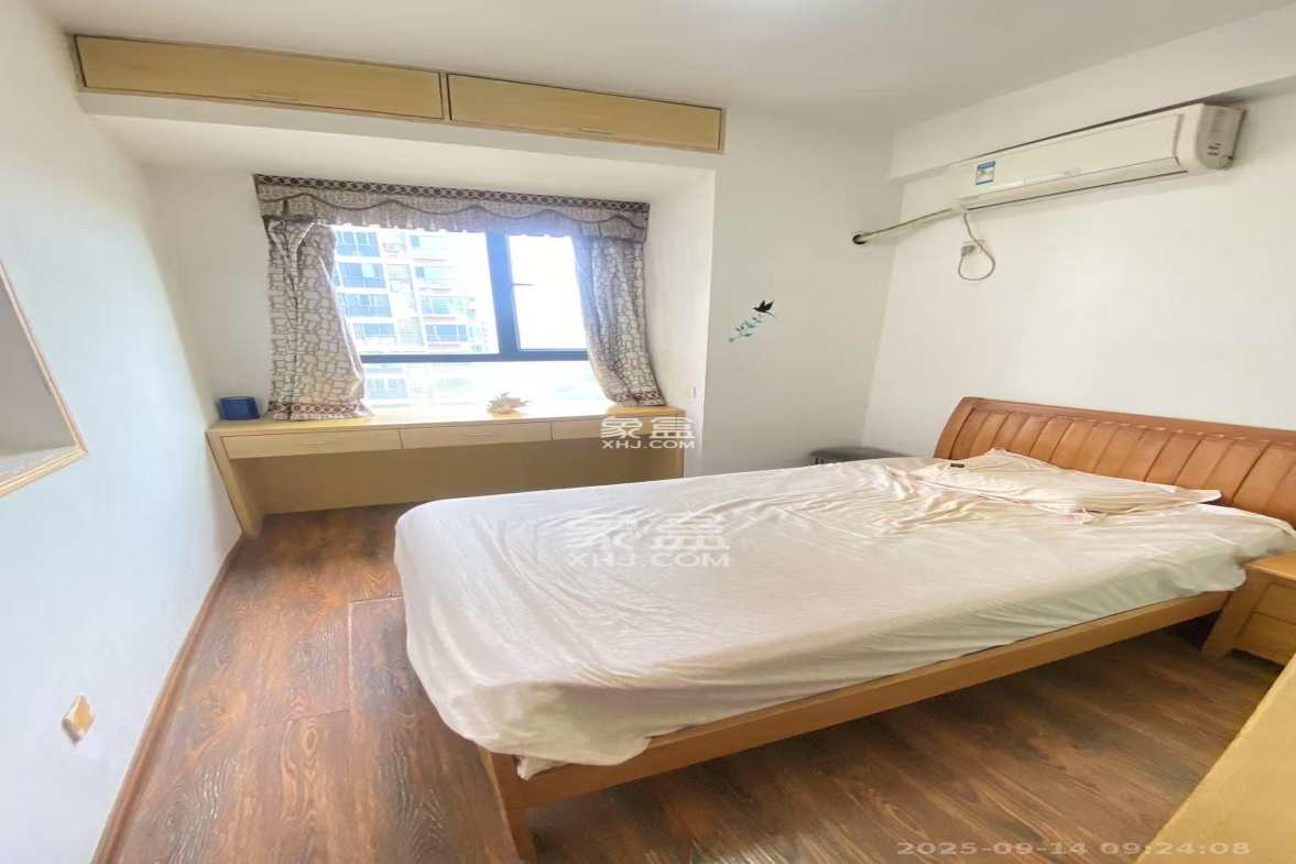 恒生碧水龙庭 3室2厅1卫 1700.0元/月 恒生碧水龙庭 3室2厅1卫 1700.0元/月室内图