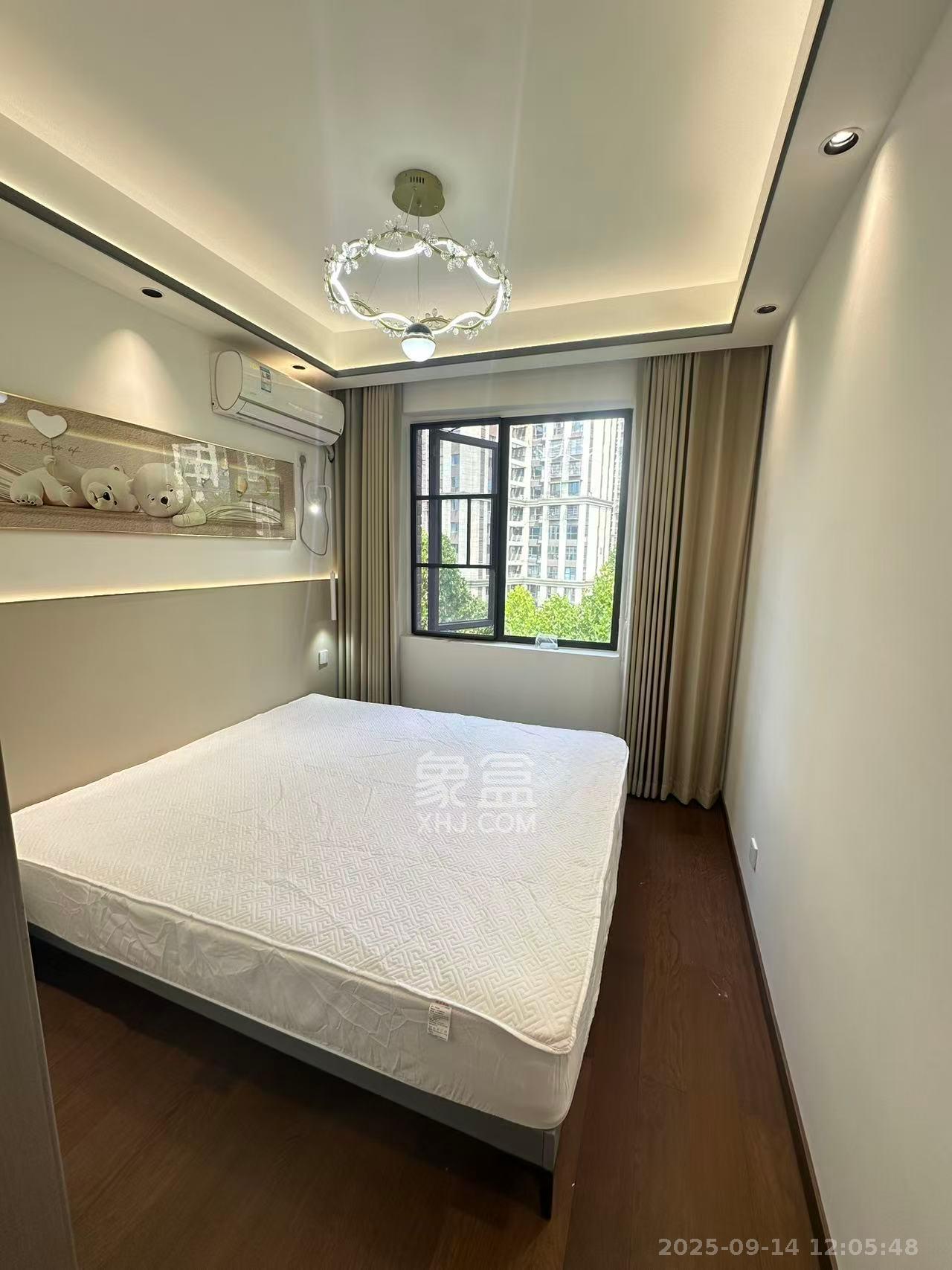 星湖湾二期洋房  1室1厅1卫    1600.0元/月室内图