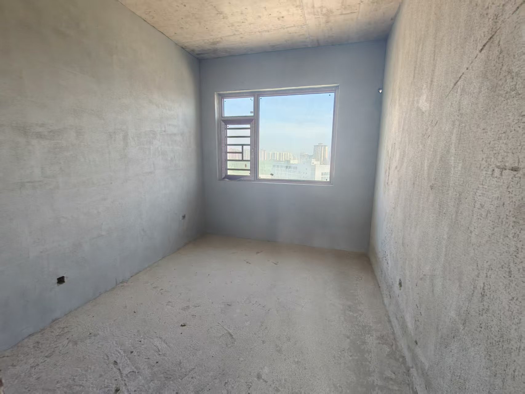 云泰天麓 4室2厅2卫 85.0万 云泰天麓 4室2厅2卫 85.0万客厅