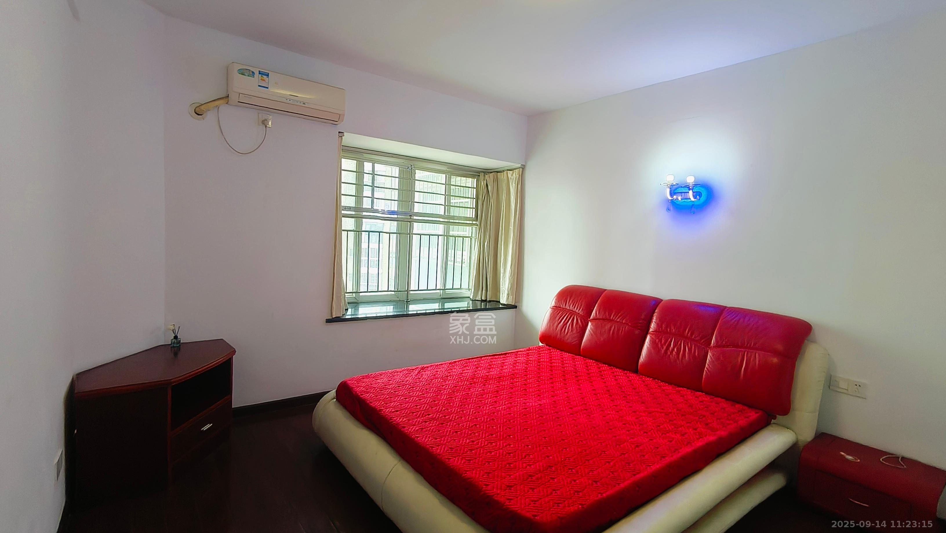 紫晶城 3室2厅2卫 1800.0元/月 紫晶城 3室2厅2卫 1800.0元/月室内图