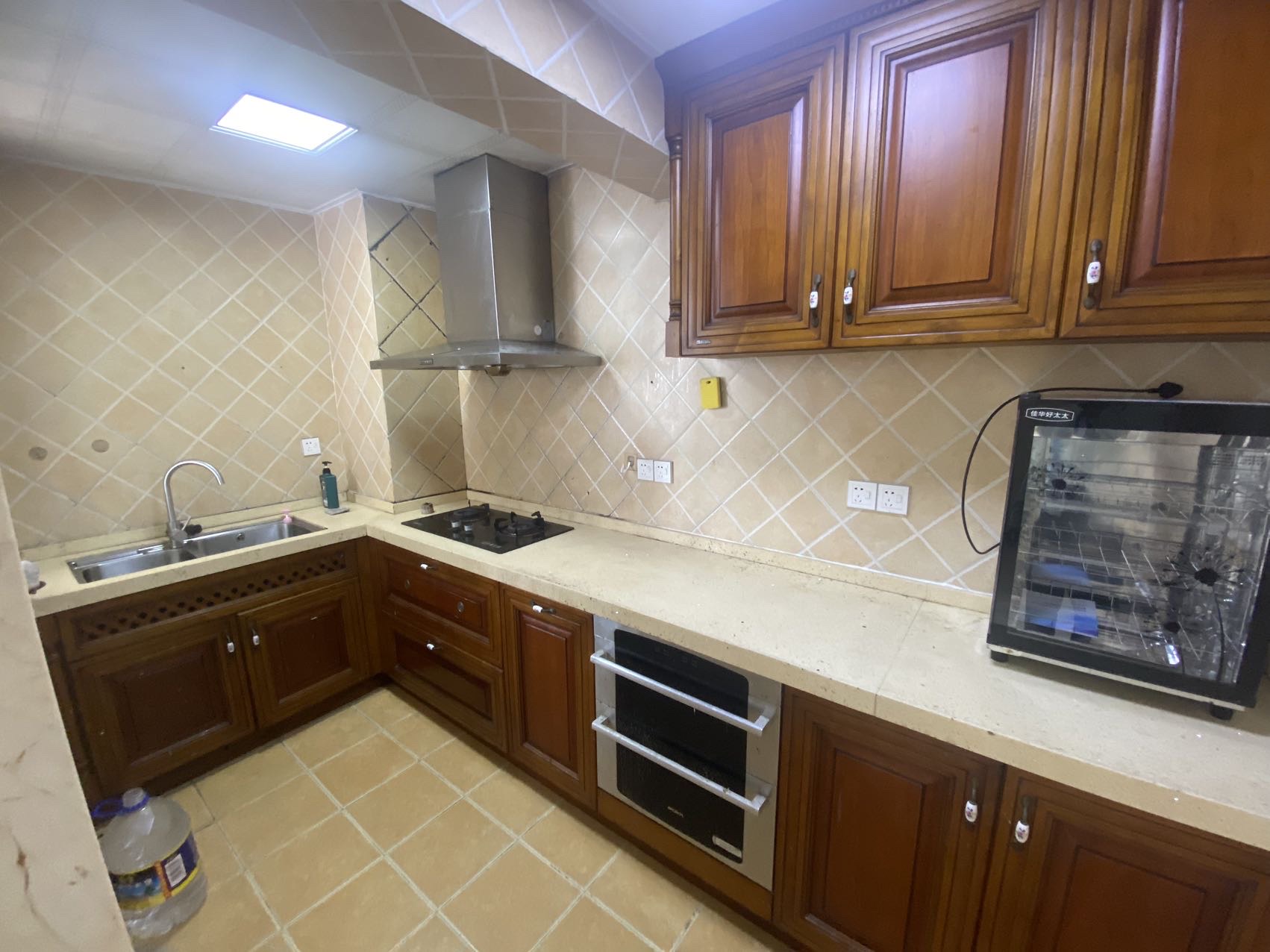 海航城 4室2厅2卫 2600.0元/月 海航城 4室2厅2卫 2600.0元/月室内图