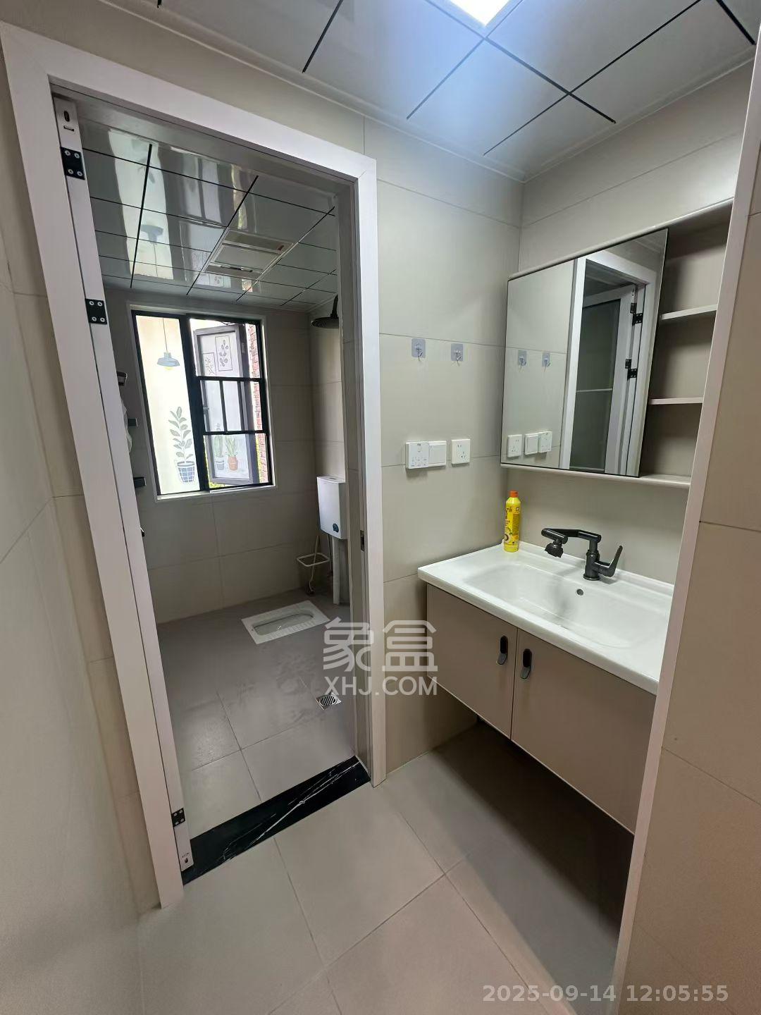 星湖湾二期洋房  1室1厅1卫    1600.0元/月室内图