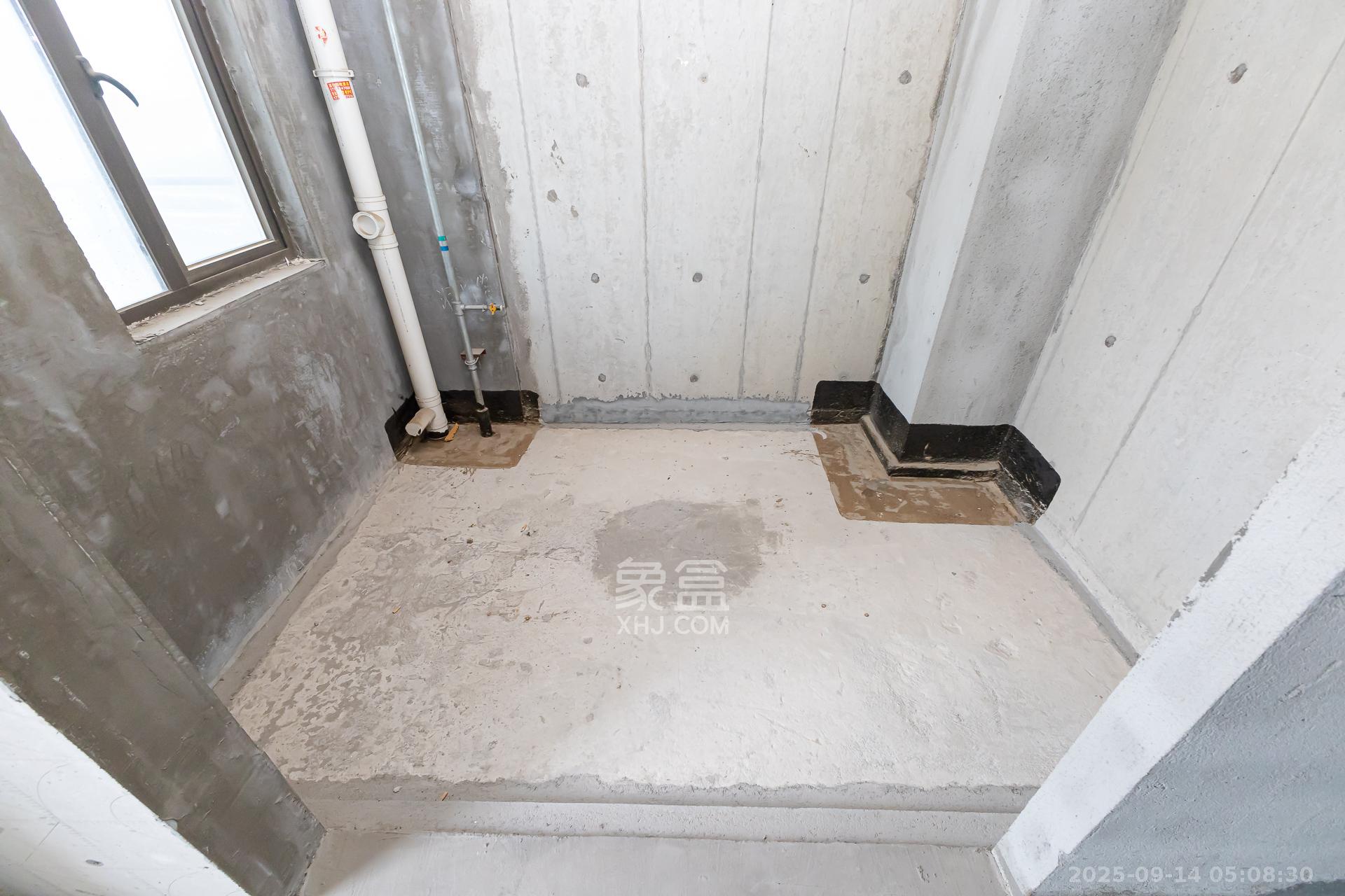 润和湘江天地AB区  4室2厅2卫    210.0万厨房