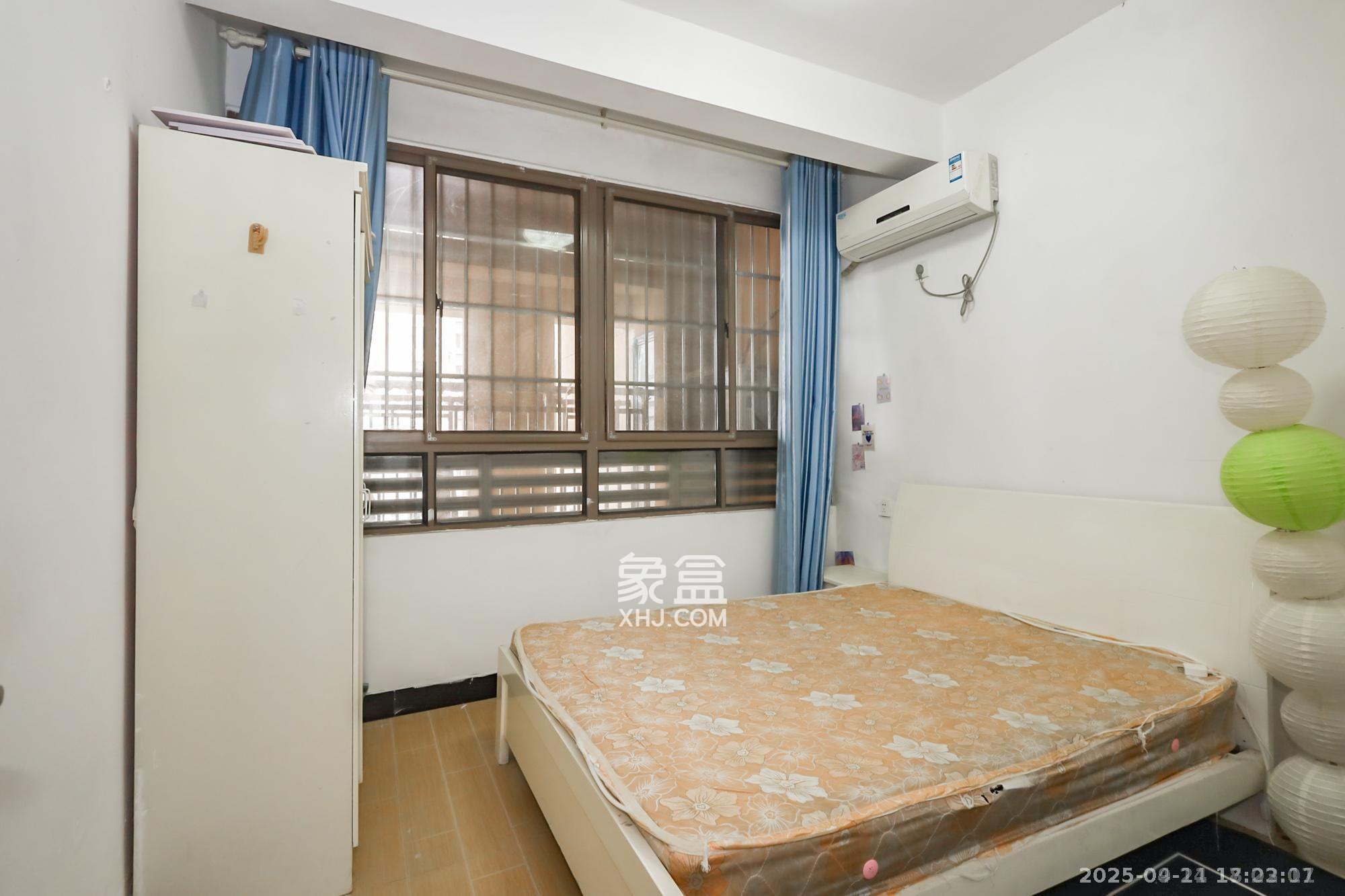 世茂铂翠湾二期 3室2厅1卫 2800.0元/月 世茂铂翠湾二期 3室2厅1卫 2800.0元/月室内图