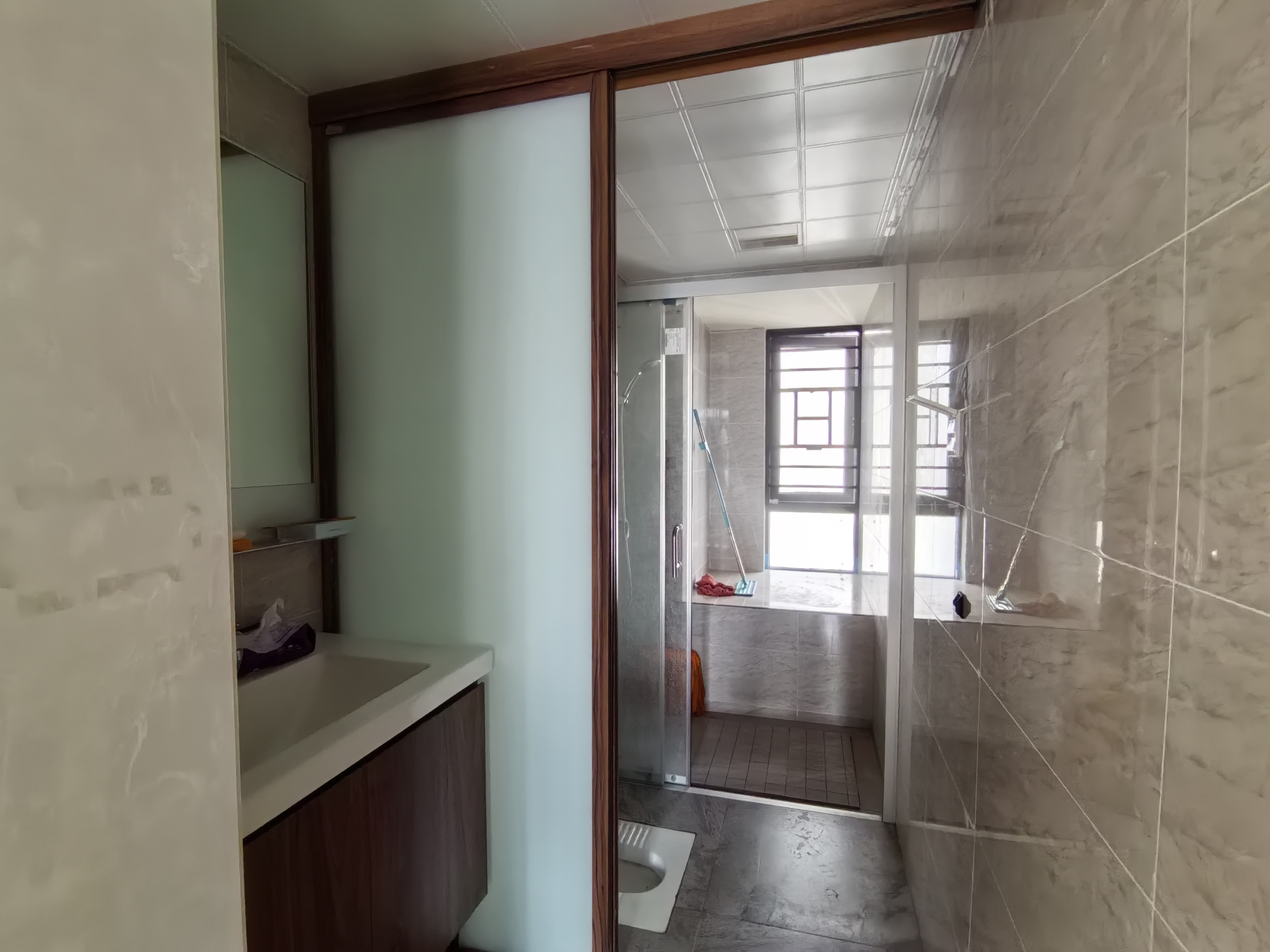 碧桂园翘楚棠  4室2厅2卫    2000.0元/月室内图