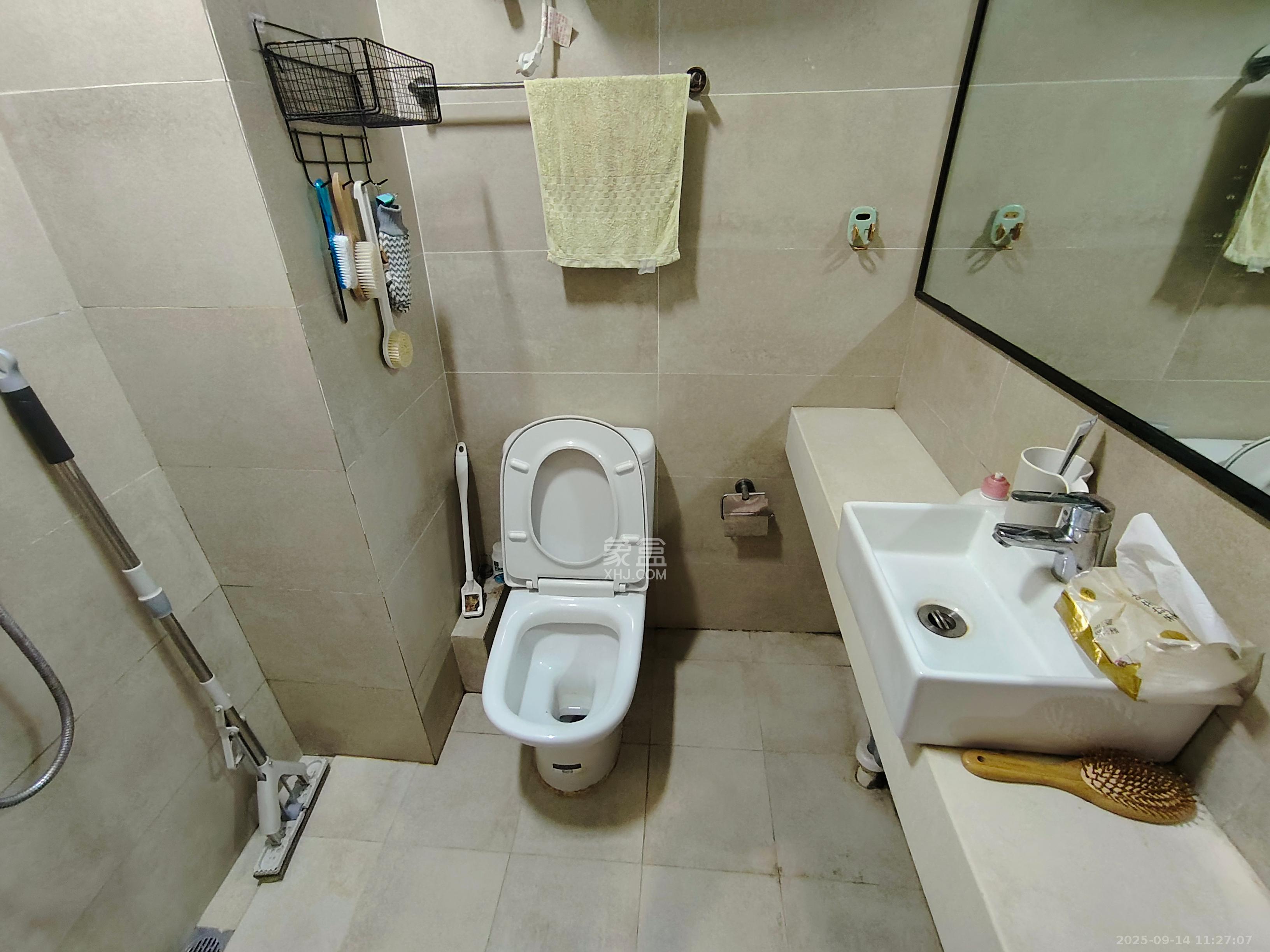 兰亭湾畔 1室1厅1卫 1100.0元/月 兰亭湾畔 1室1厅1卫 1100.0元/月室内图