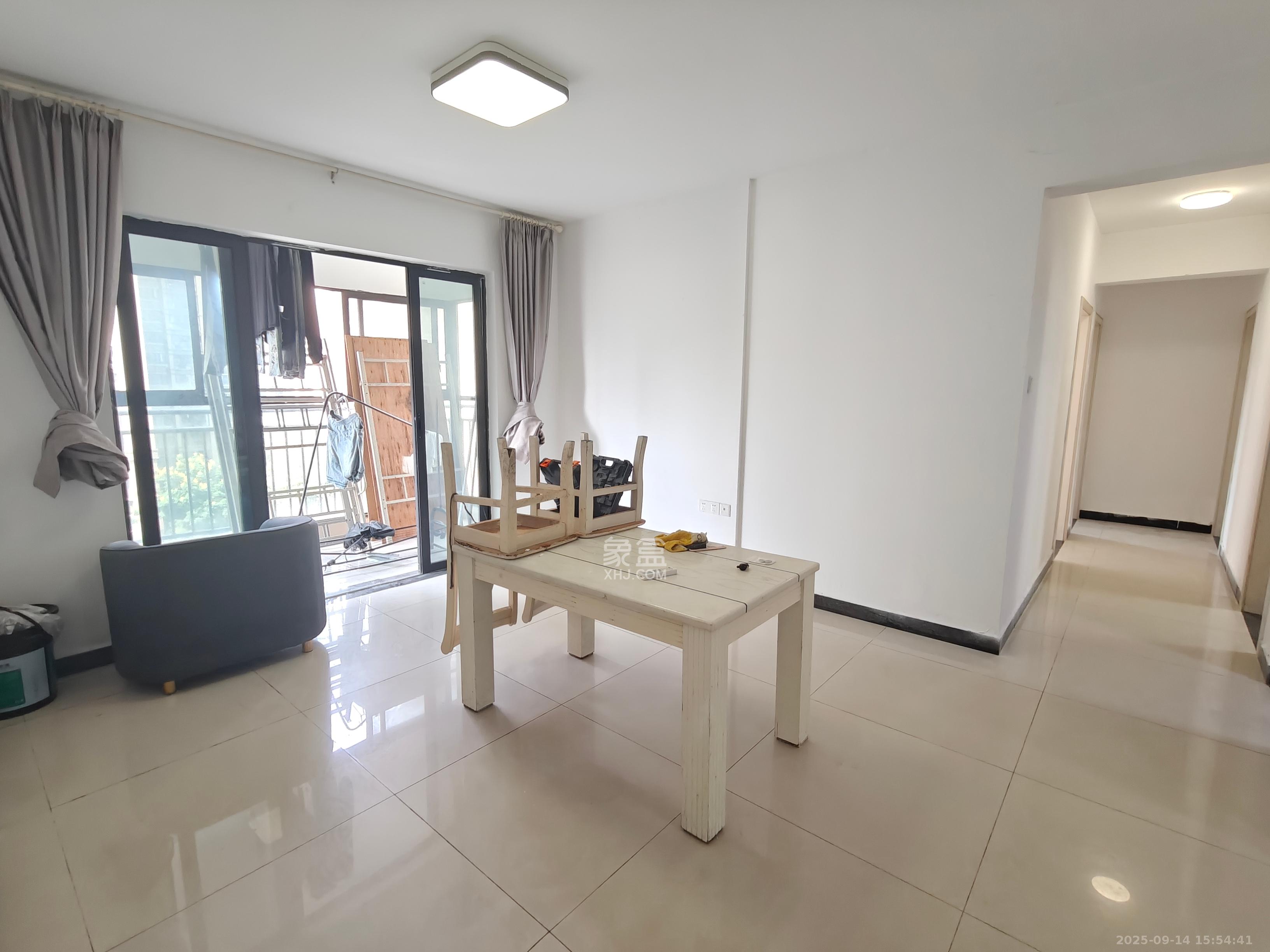 勤诚达境界城  4室2厅2卫    2300.0元/月 勤诚达境界城  4室2厅2卫    2300.0元/月室内图