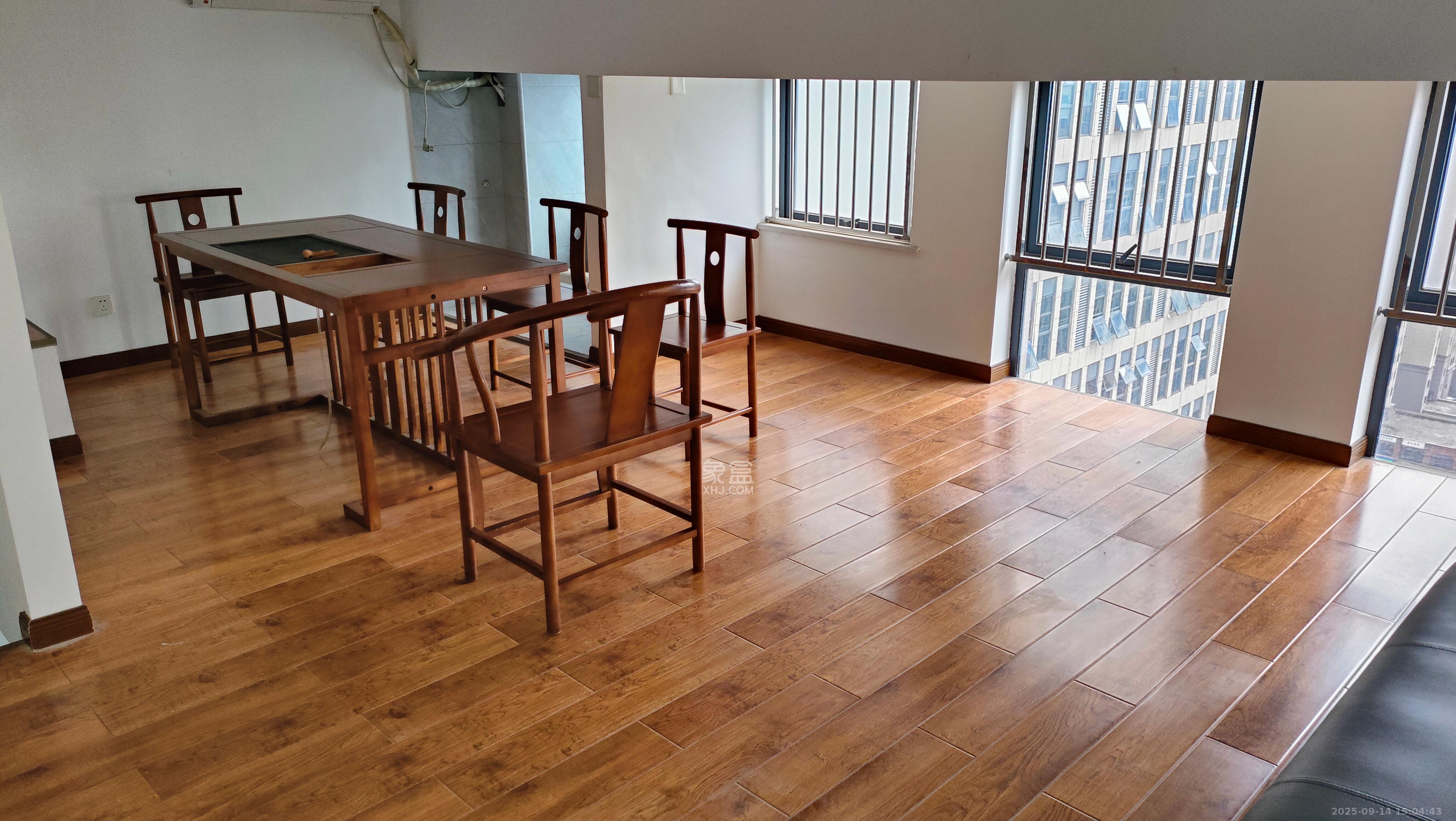 华润置地广场二期 1室1厅1卫 1900.0元/月 华润置地广场二期 1室1厅1卫 1900.0元/月室内图