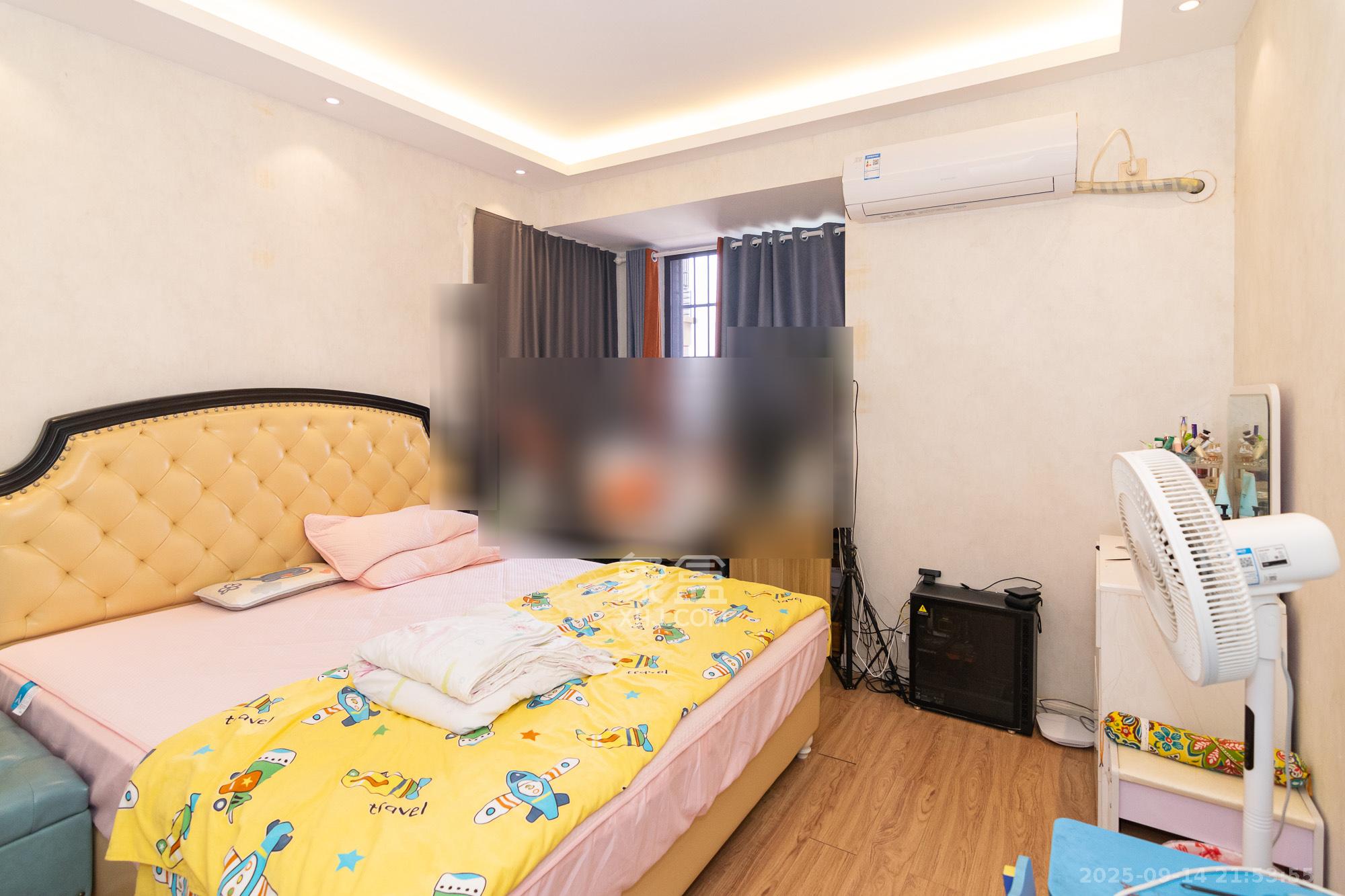 新城国际花都  3室2厅1卫    58.8万 新城国际花都  3室2厅1卫    58.8万卧室