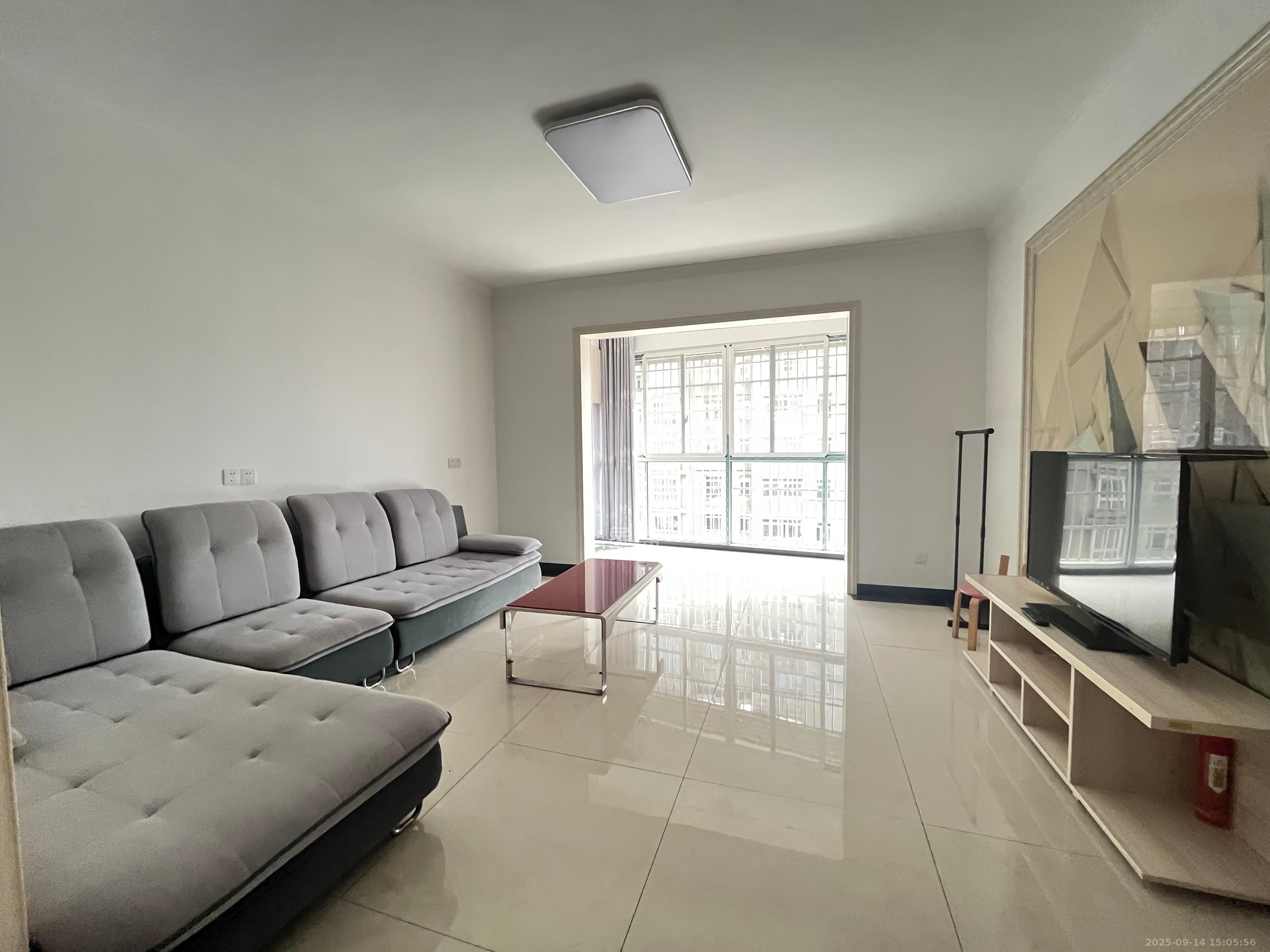 利璞大厦  2室2厅1卫    2000.0元/月室内图