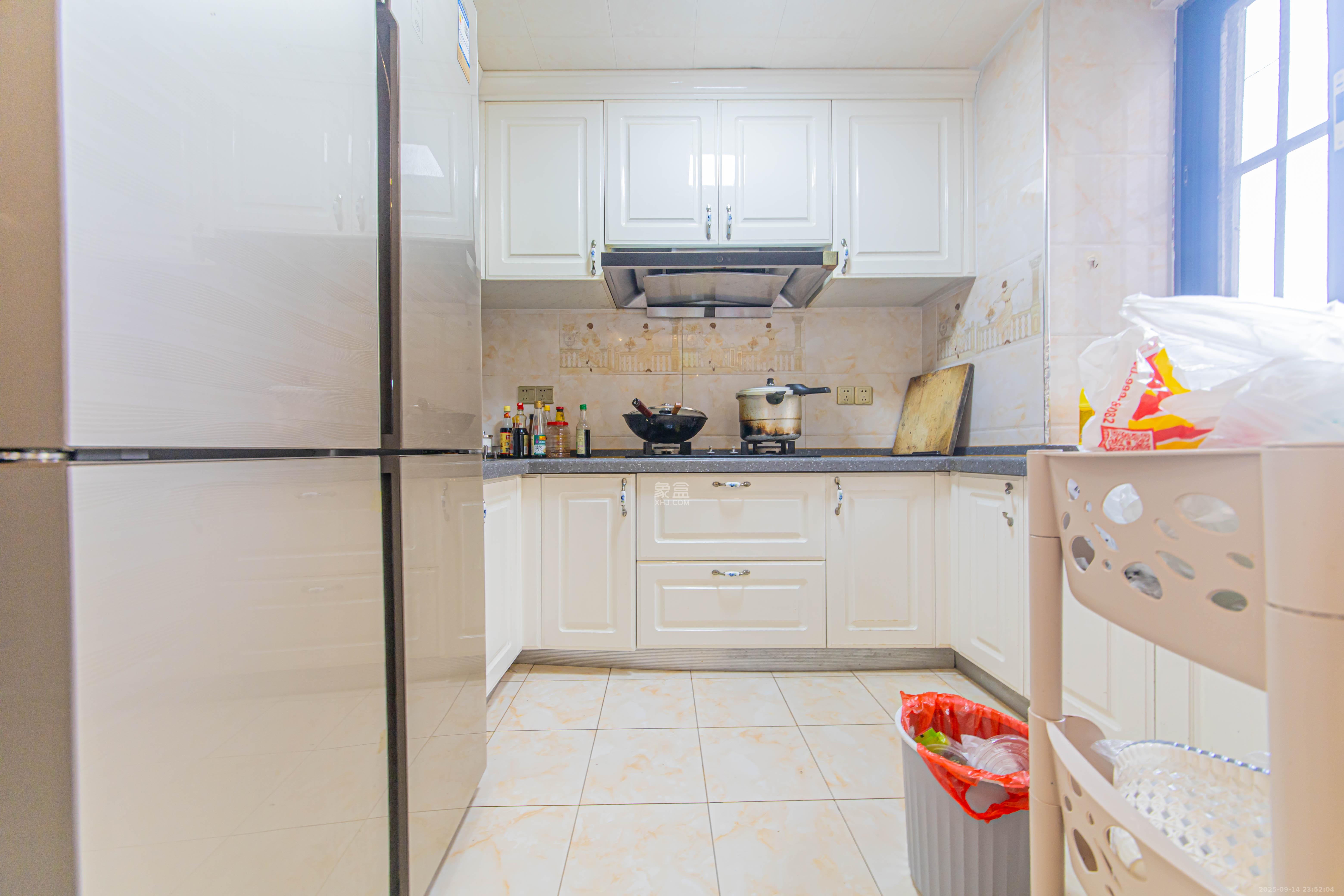 北辰中央公园A区 4室2厅1卫 130.8万 北辰中央公园A区 4室2厅1卫 130.8万厨房