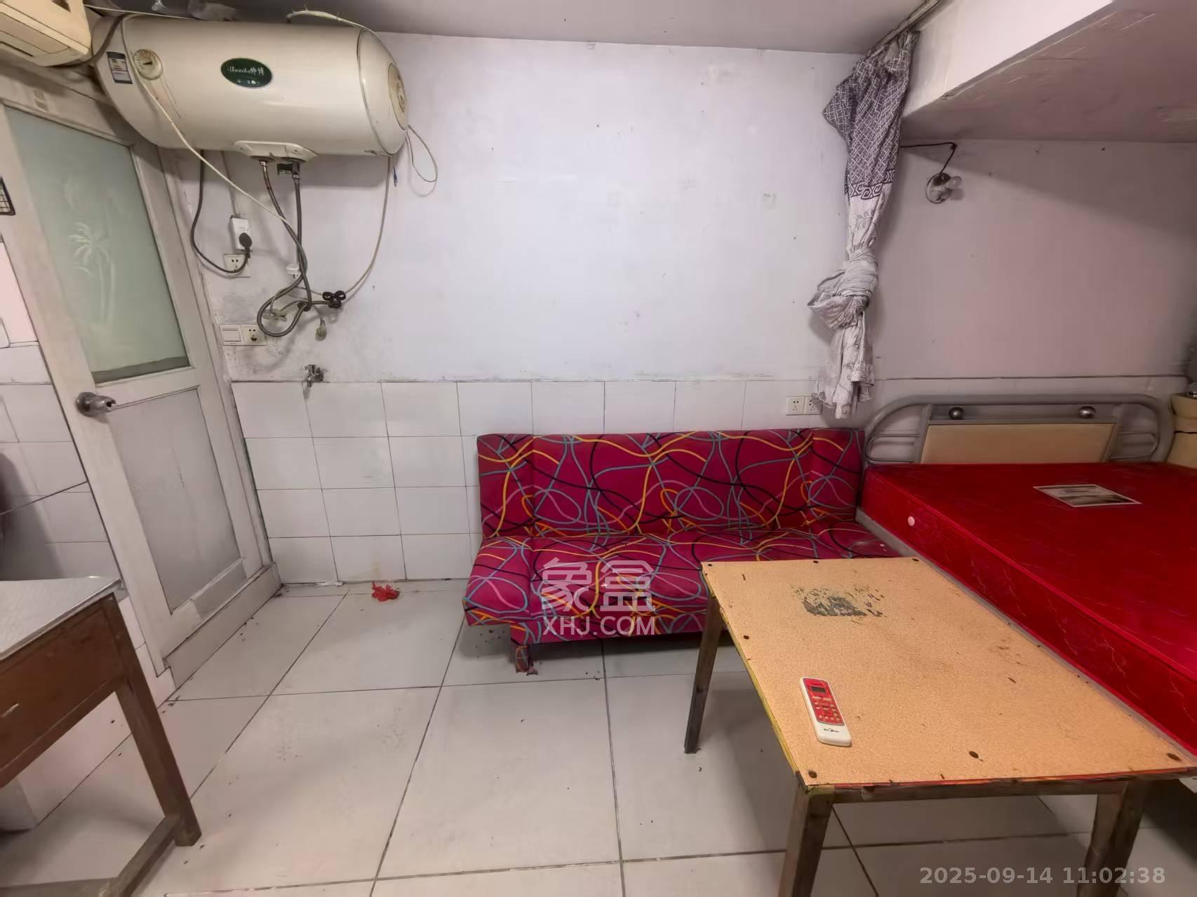 恩瑞麓山名园(龙王港小区)  1室0厅1卫    600.0元/月 恩瑞麓山名园(龙王港小区)  1室0厅1卫    600.0元/月室内图