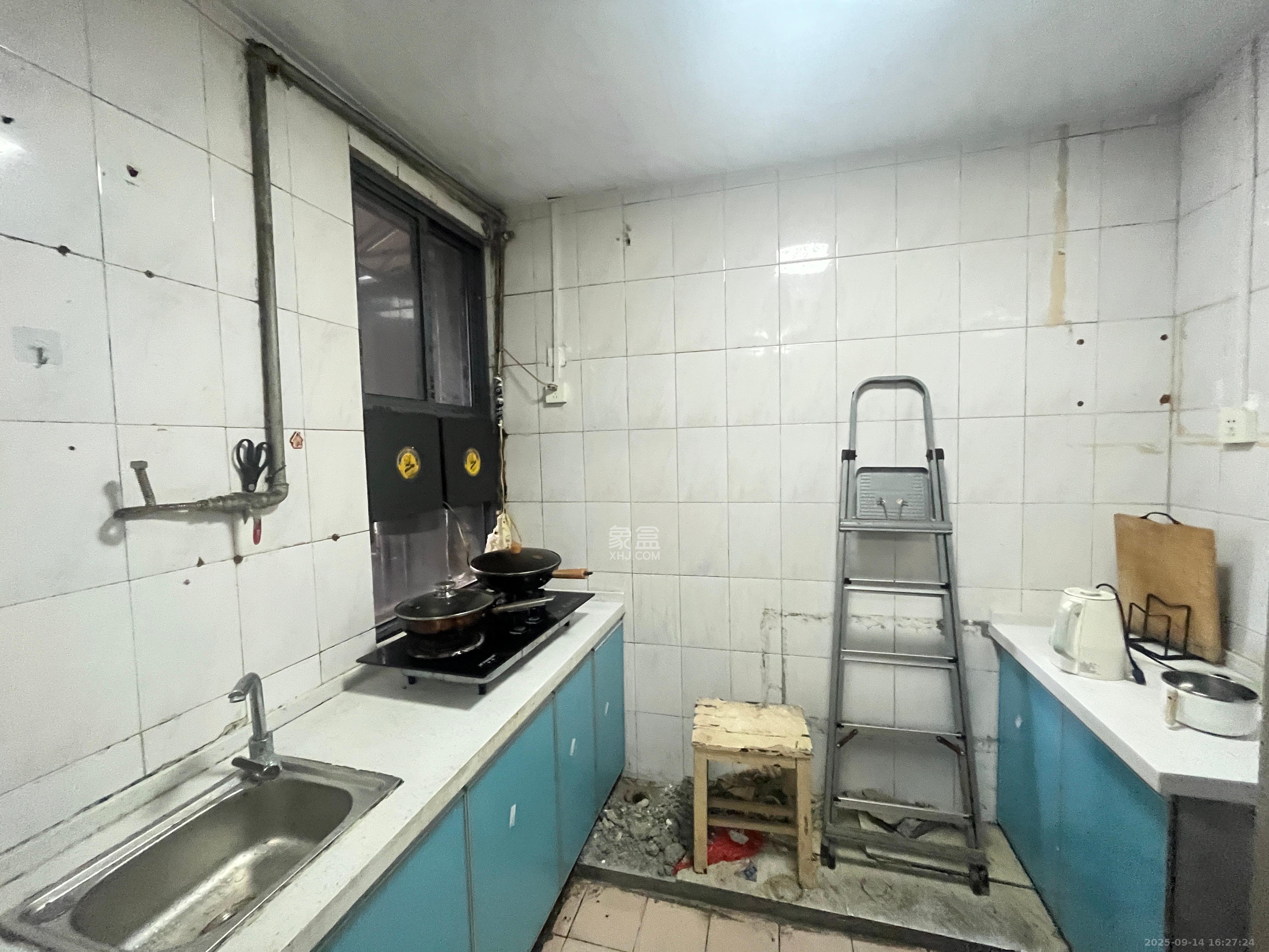 湖南省歌舞剧院宿舍  2室1厅1卫    1700.0元/月室内图